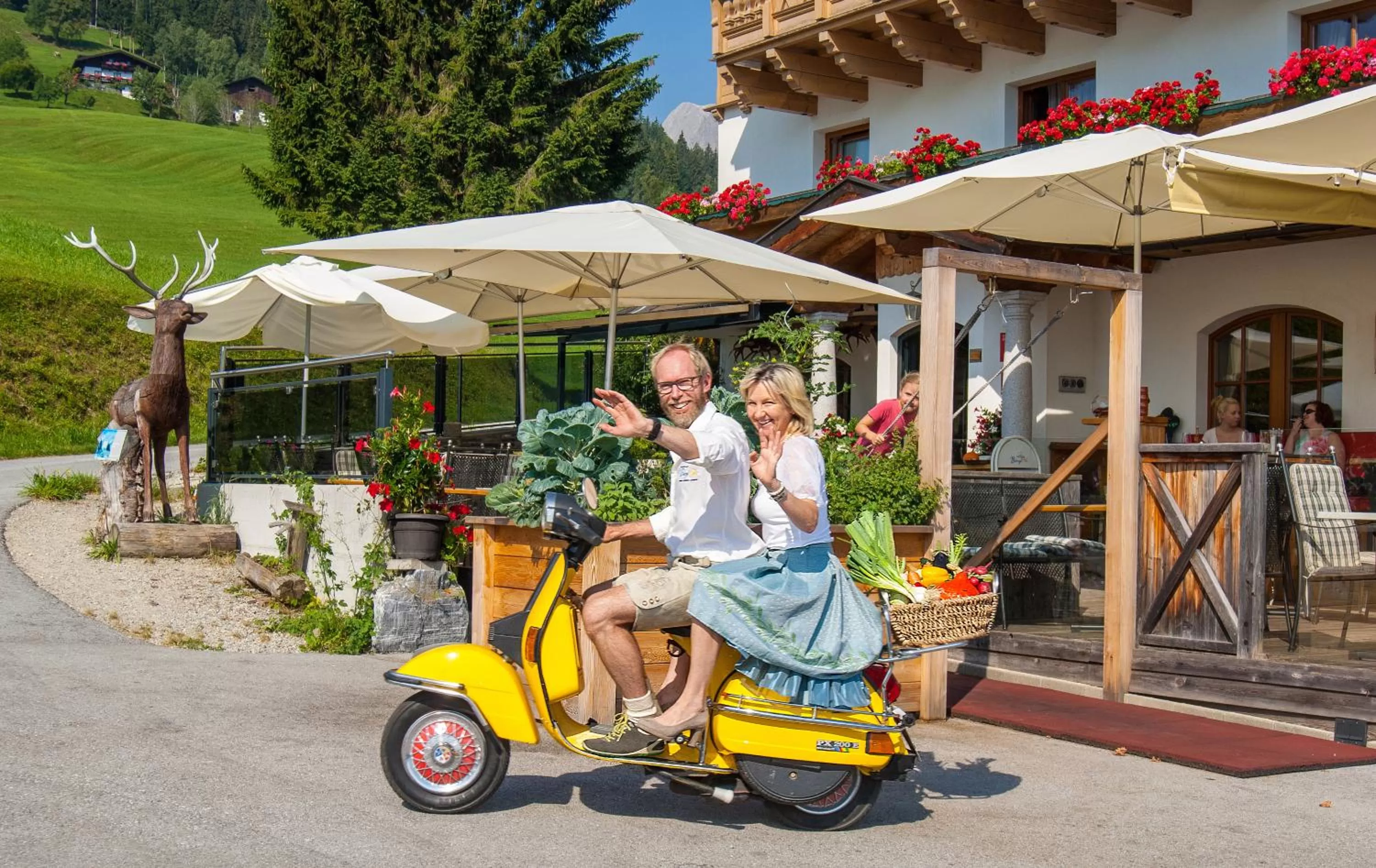 Family in Hotel und Alpen Apartments - Bürglhöh
