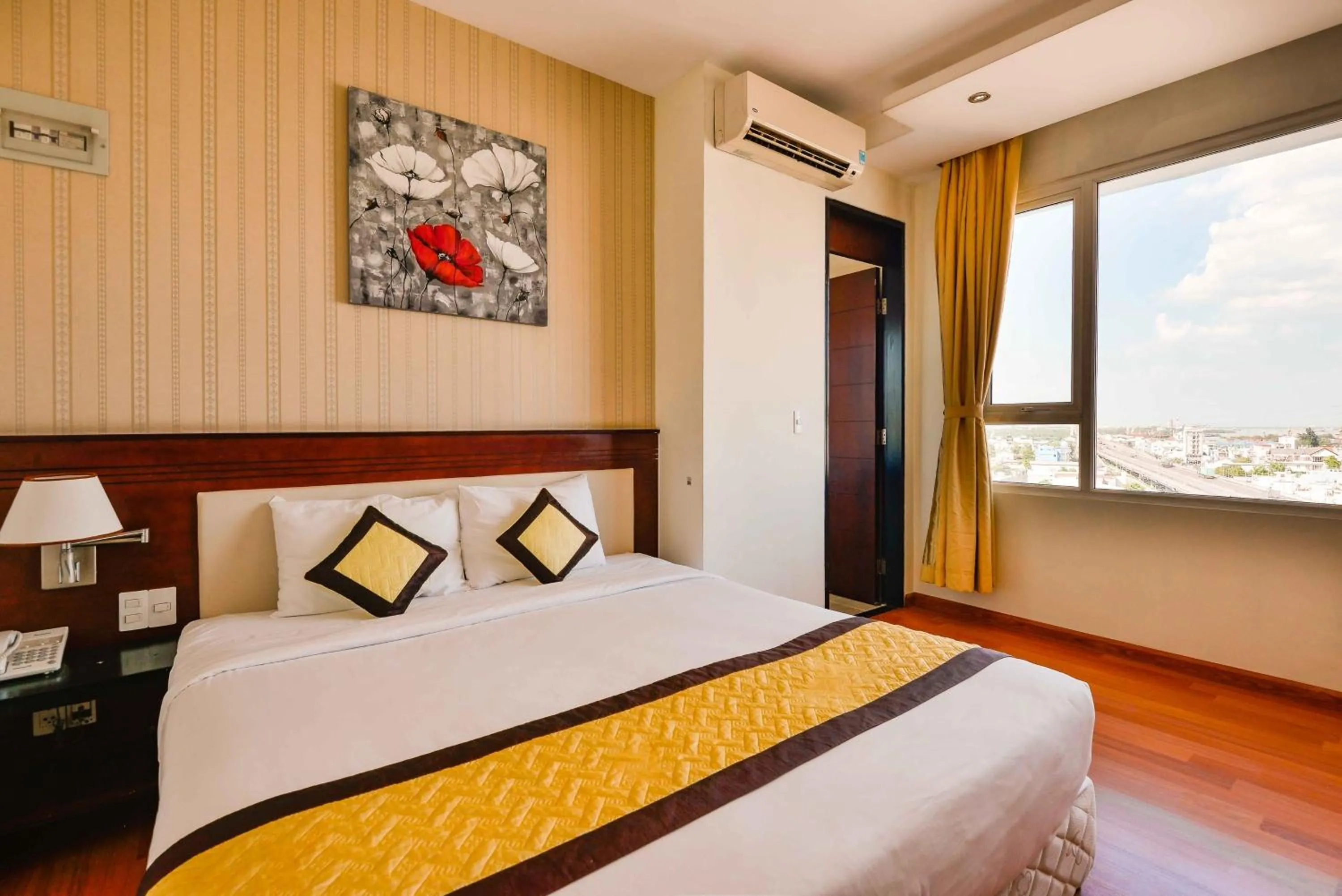 Bed in Happy Life Hotel District 7 Gần SECC