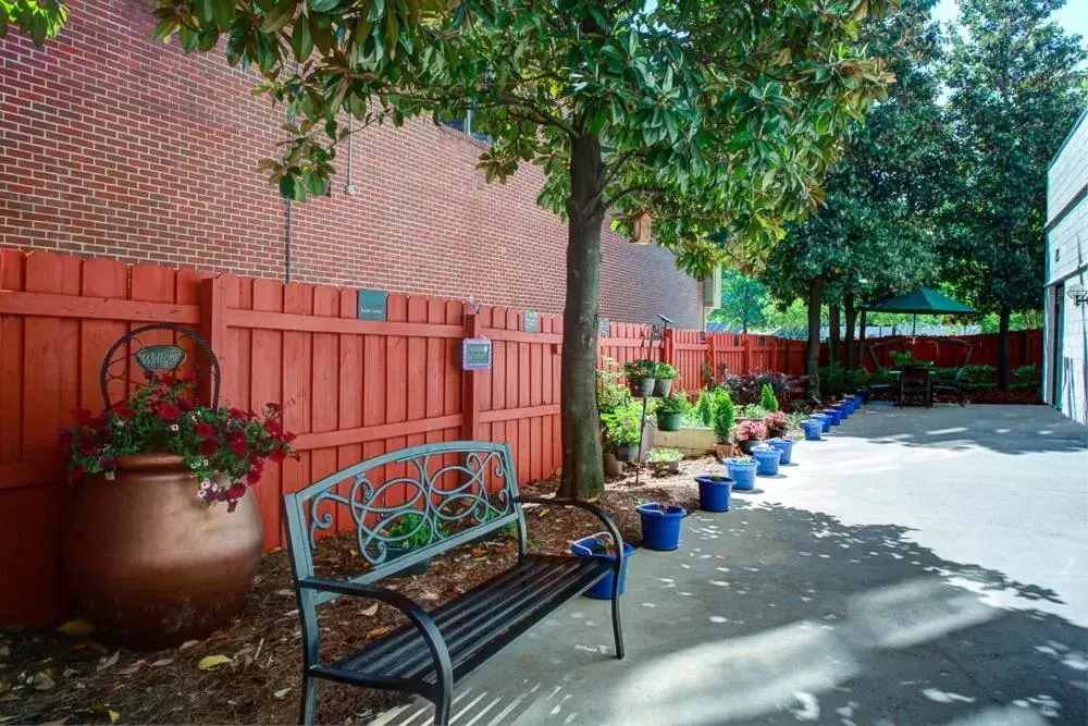 Patio in Hyatt Place Atlanta Buckhead