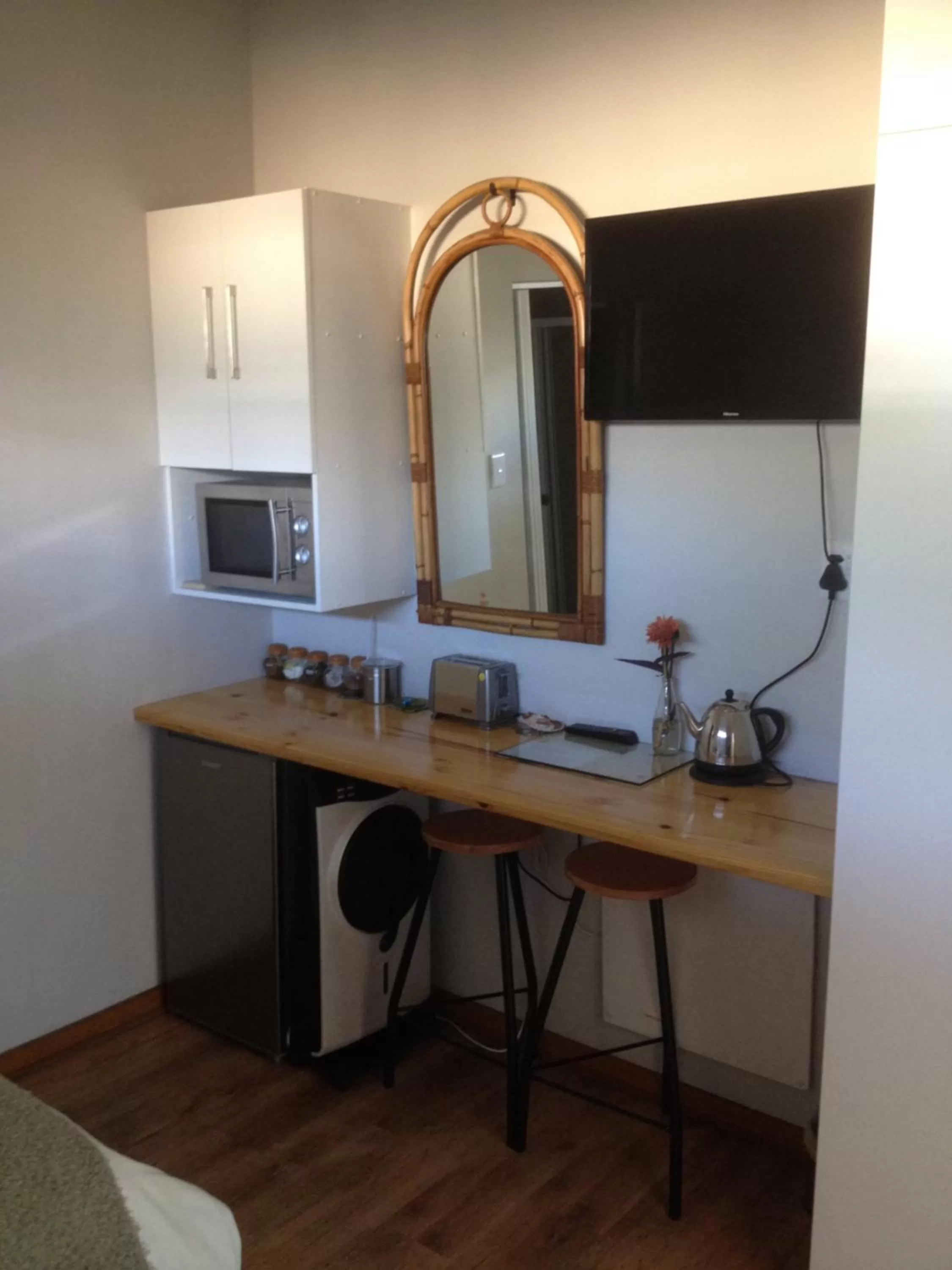 Kitchen or kitchenette in The Nook B&B