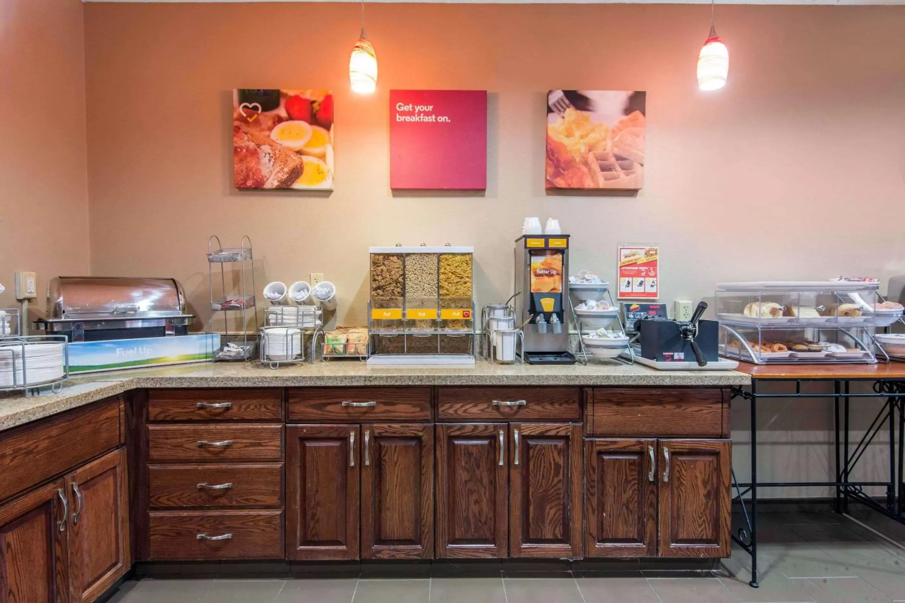 Restaurant/places to eat in Comfort Suites Rochester Henrietta University Area