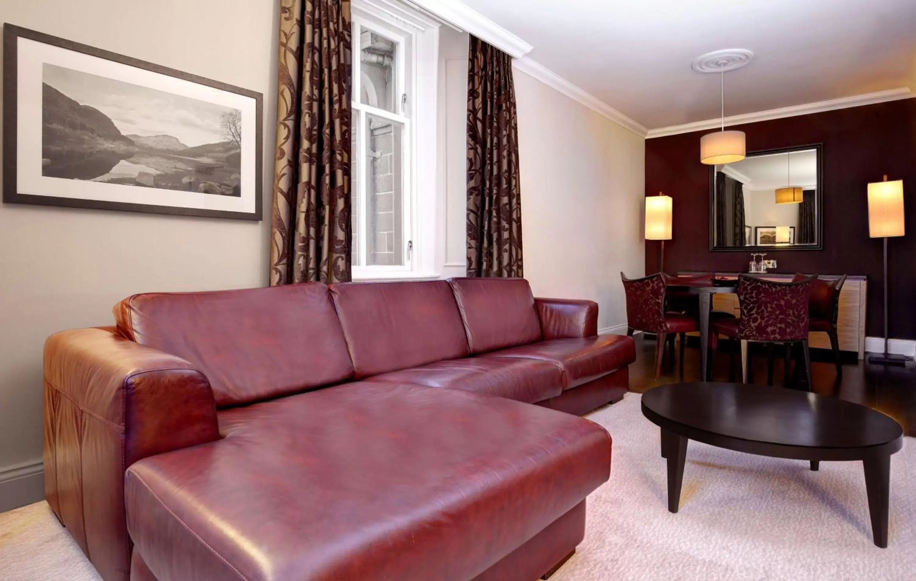 Living room, Seating Area in DoubleTree by Hilton Dunblane Hydro Hotel