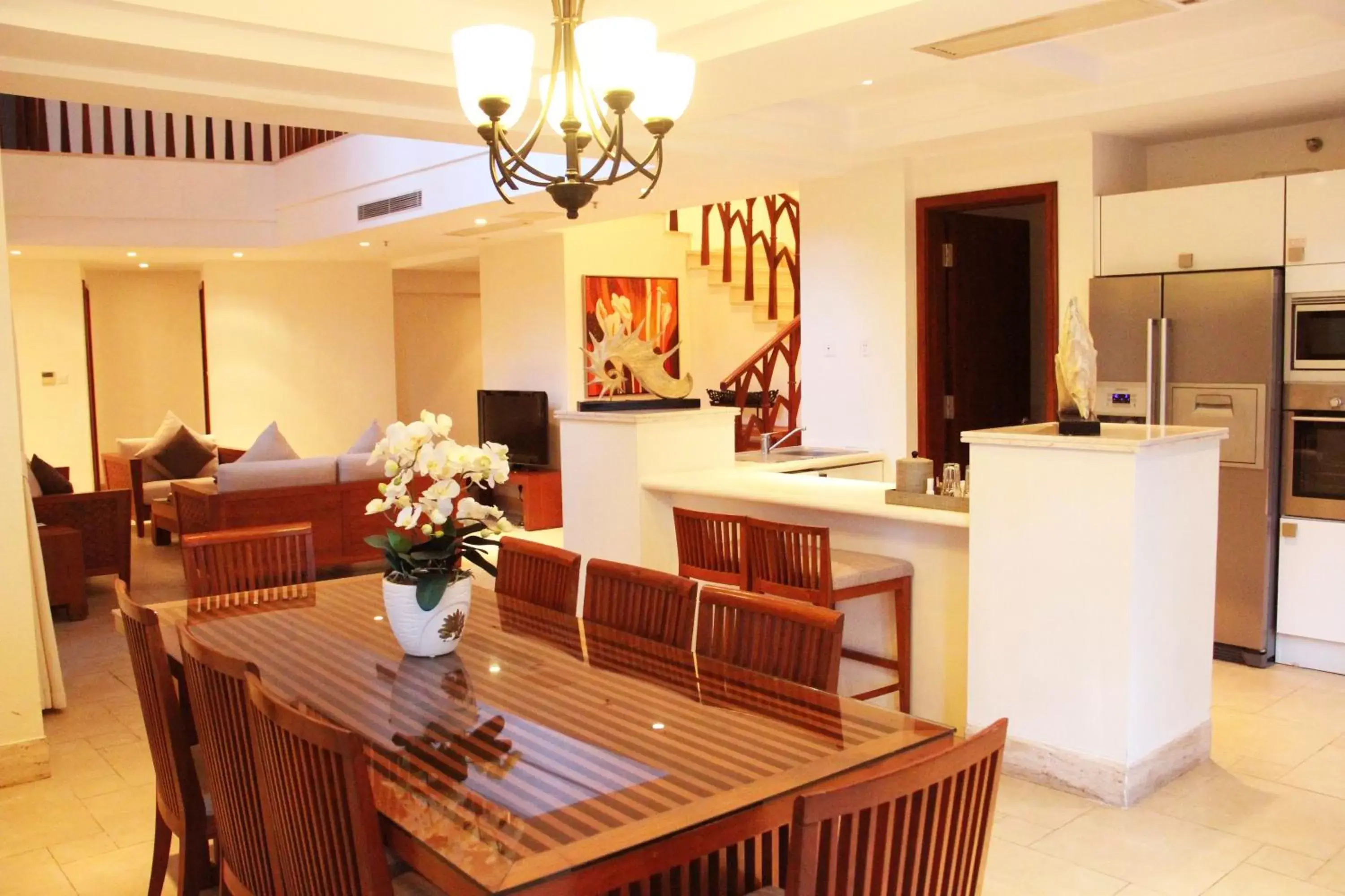 Dining area, Lobby/Reception in Aegean Suites Sanya Yalong Bay Resort