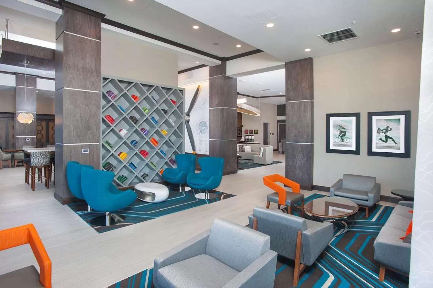 Lobby or reception in Hampton Inn & Suites LAX El Segundo