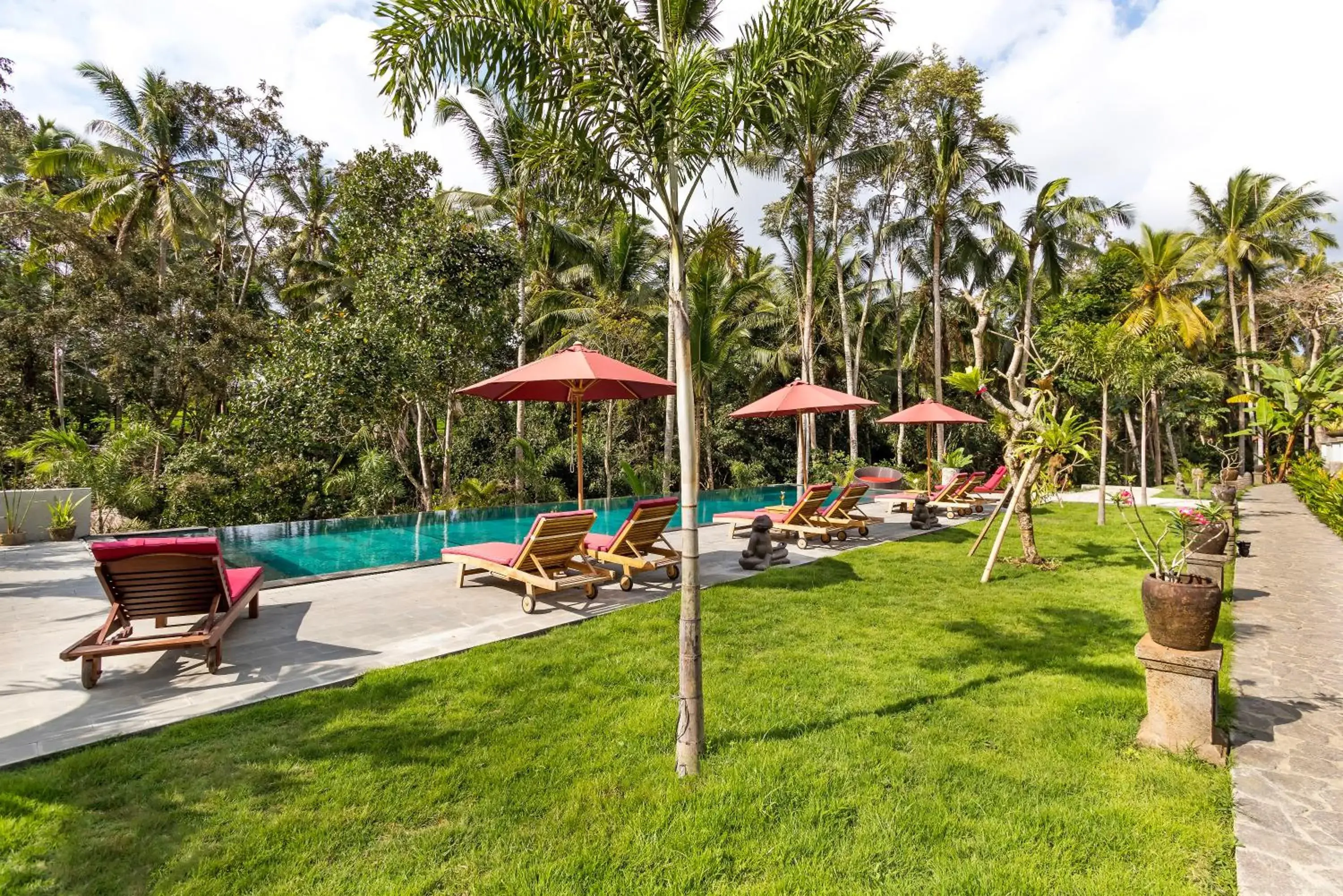 Garden in Suara Air Luxury Villa Ubud