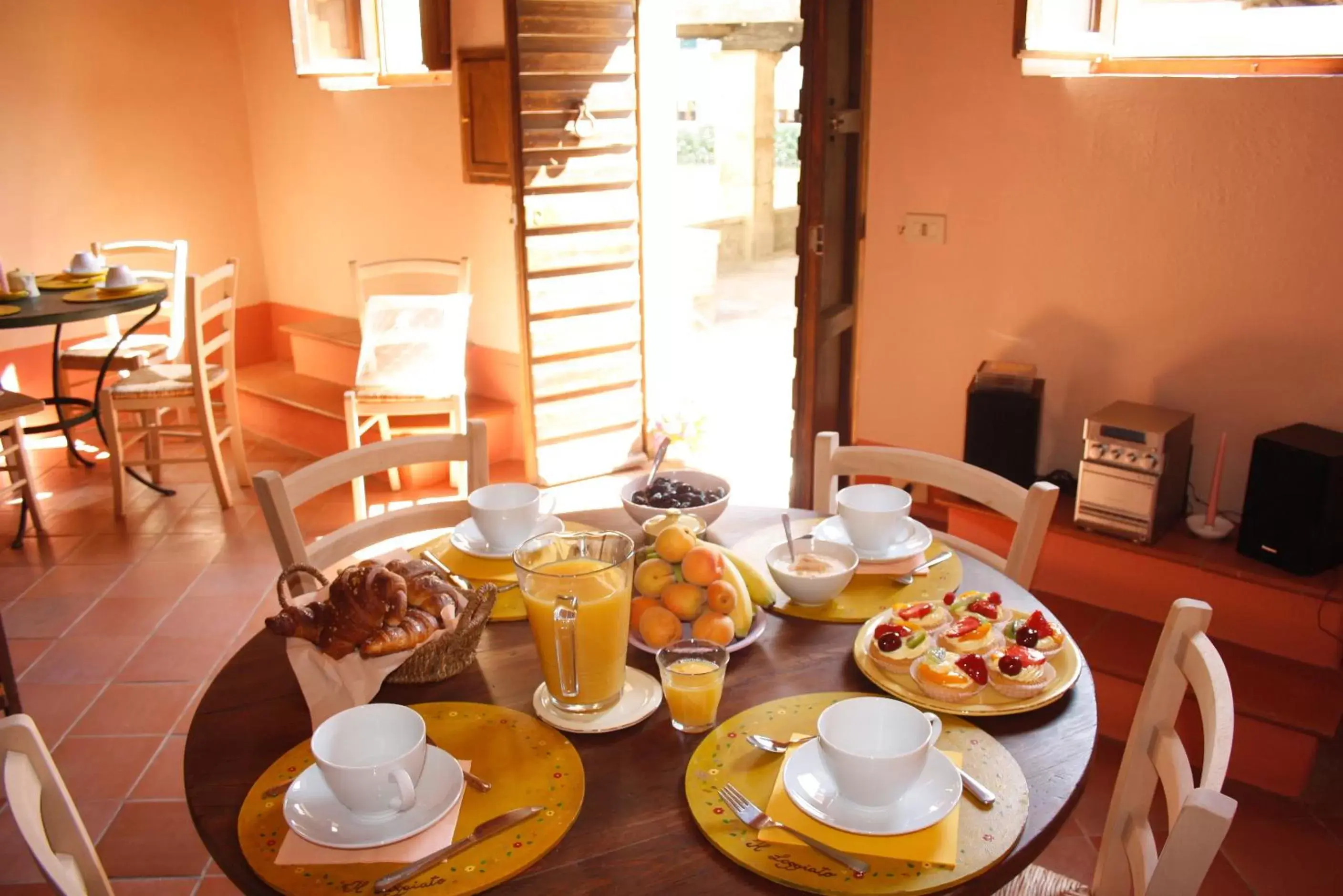 Breakfast in La Locanda del Loggiato