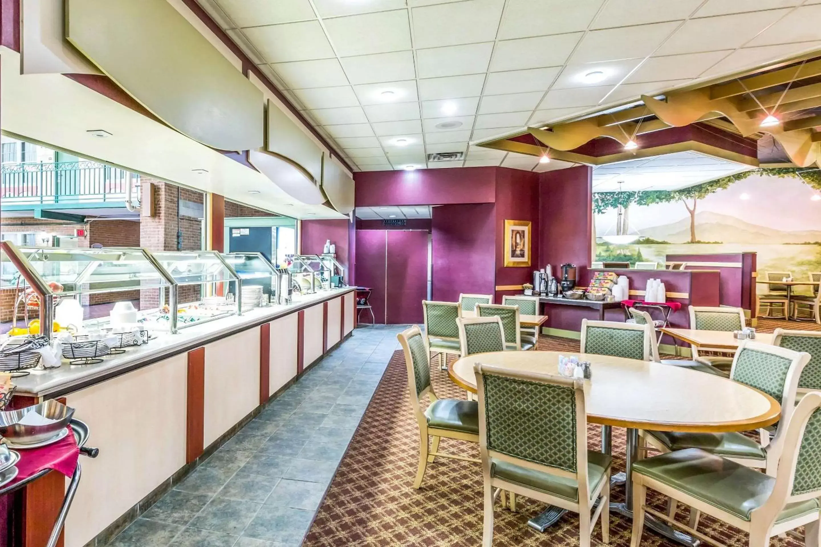 Restaurant/Places to Eat in Clarion Inn Frederick Event Center