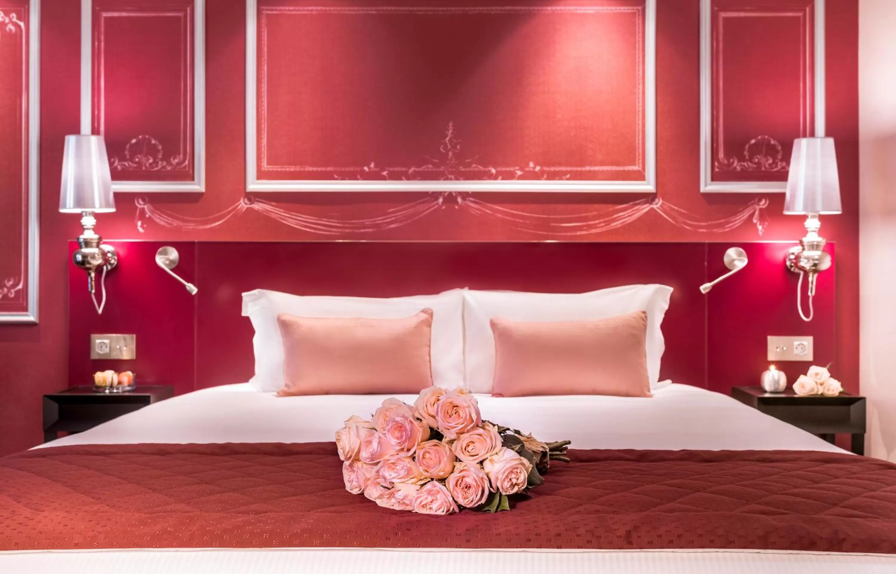 Classic  Room in NH Collection Paris Ponthieu Champs-Élysées