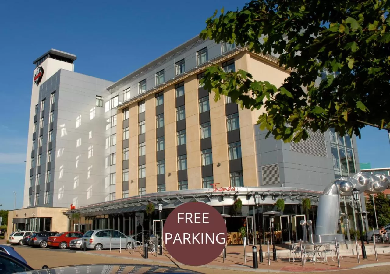 Facade/entrance in Future Inn Cardiff Bay