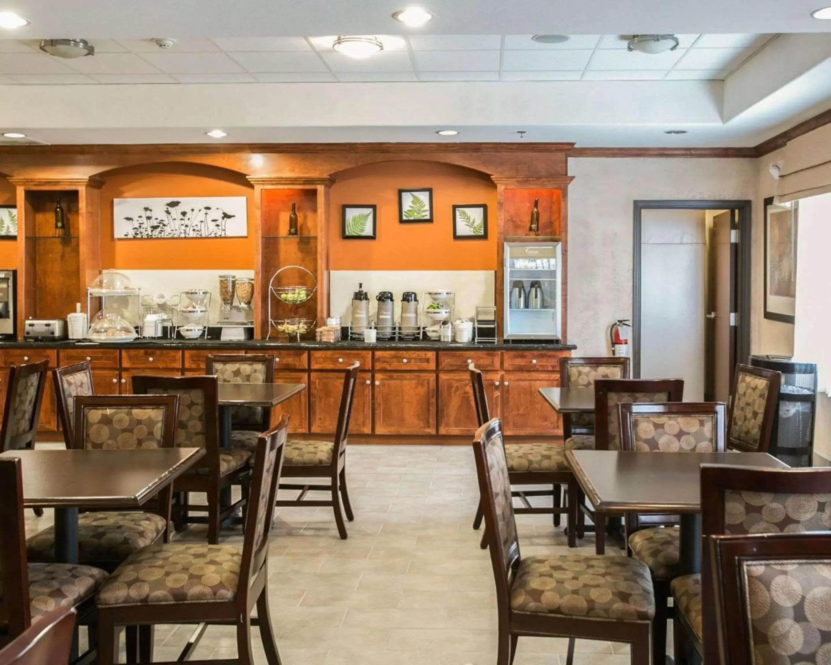 Restaurant/Places to Eat in Sleep Inn & Suites Highway 290/Northwest Freeway