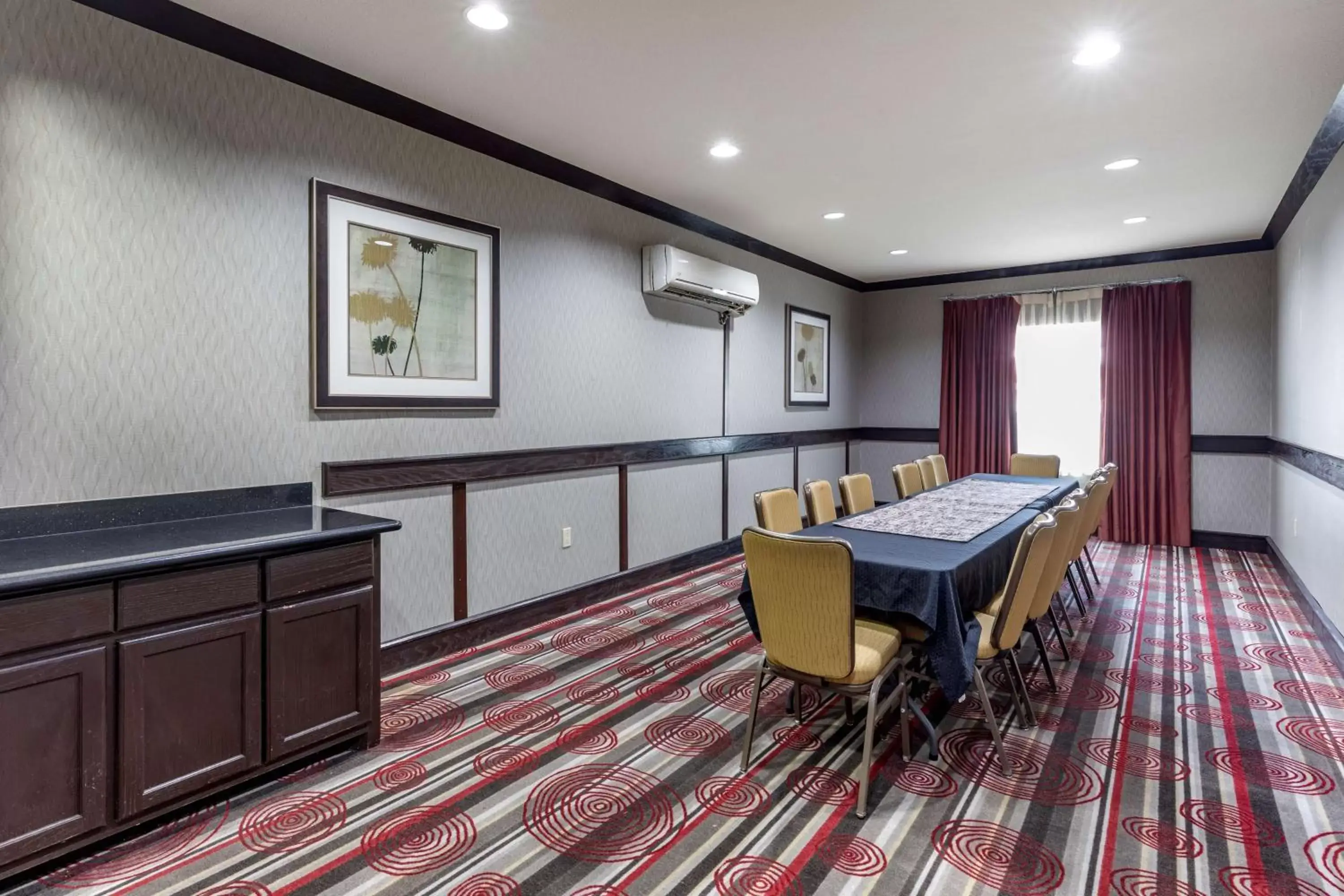 Meeting/conference room in Best Western Plus DFW Airport West Euless