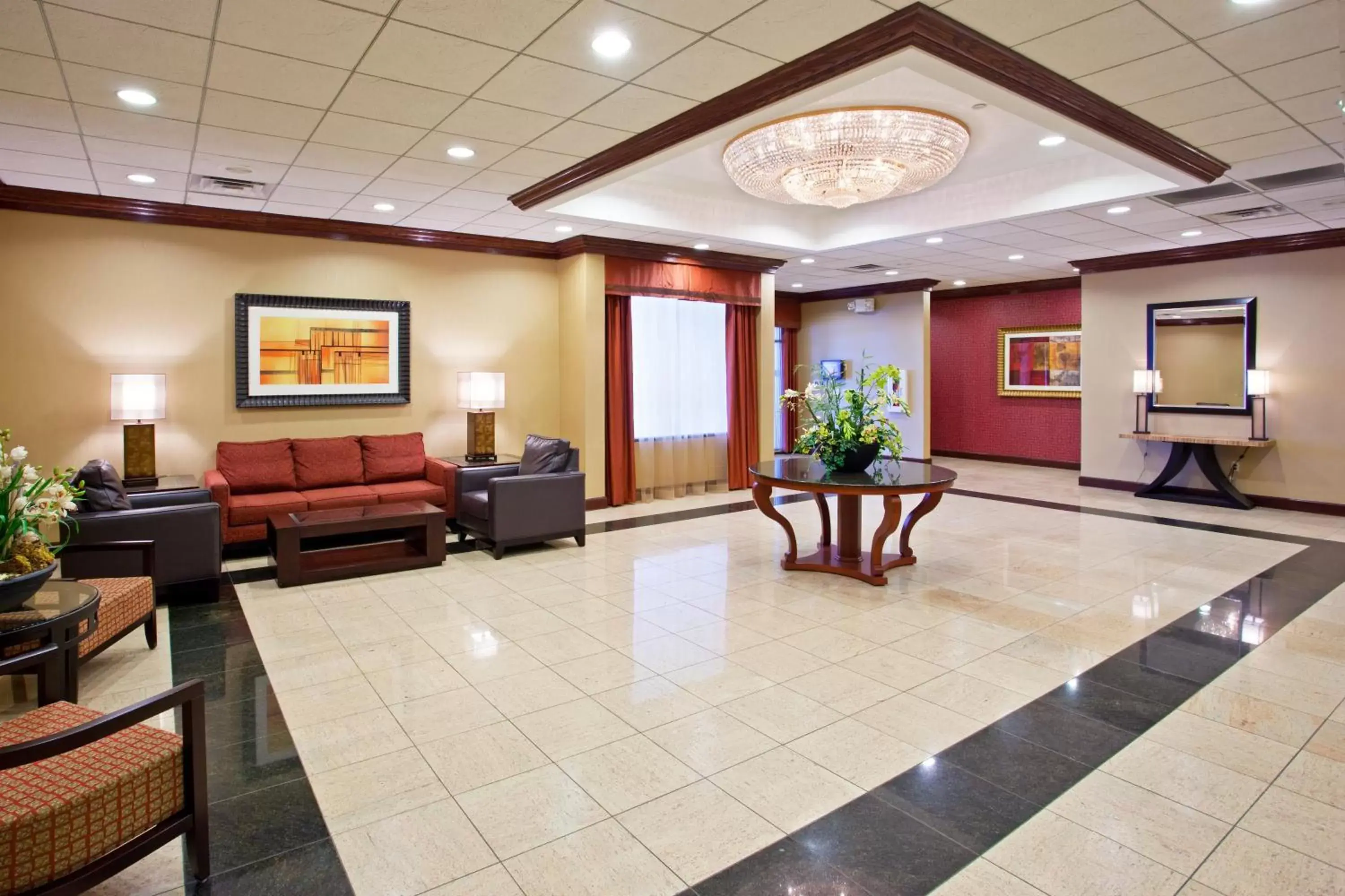 Meeting/conference room, Lobby/Reception in Holiday Inn Youngstown-South - Boardman, an IHG Hotel