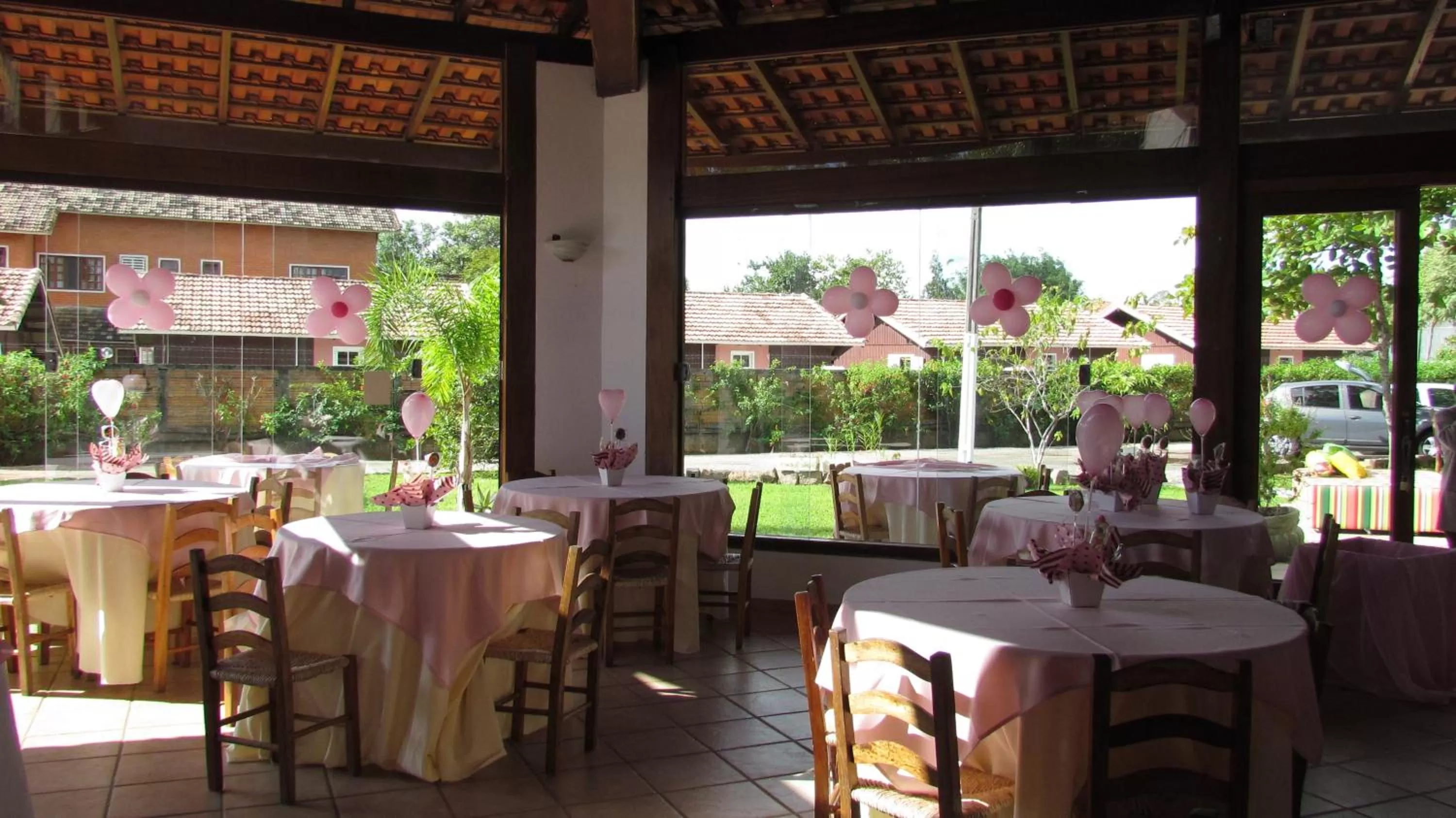 Restaurant/places to eat in Pousada Dunasol Floripa