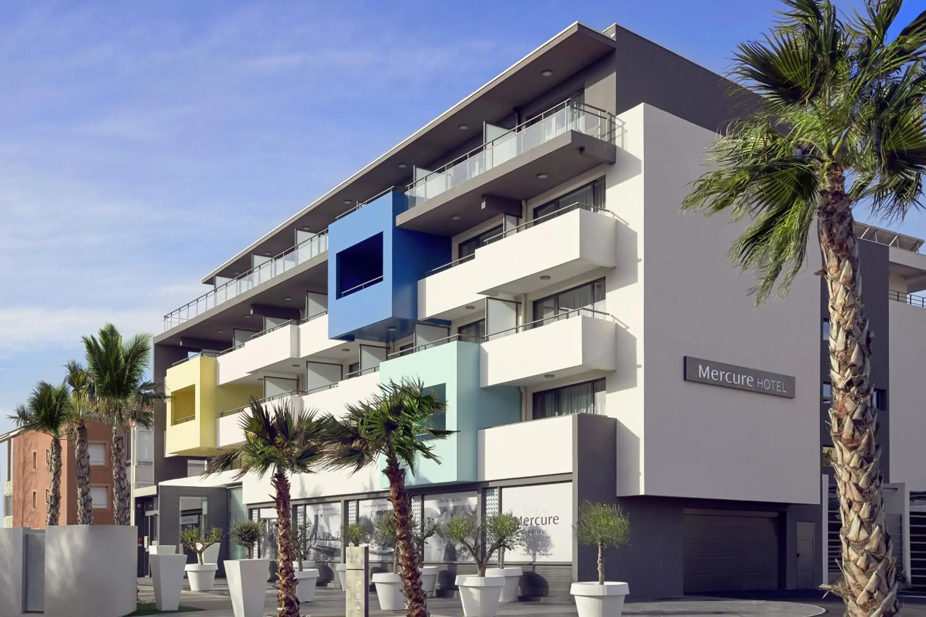 Facade/entrance, Property Building in Mercure Hotel Golf Cap d'Agde