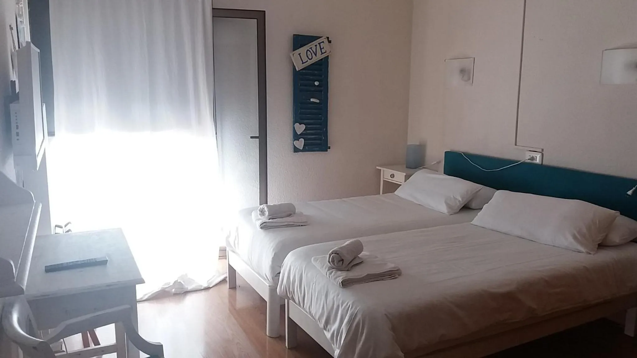 Photo of the whole room, Bed in Hotel Marbel