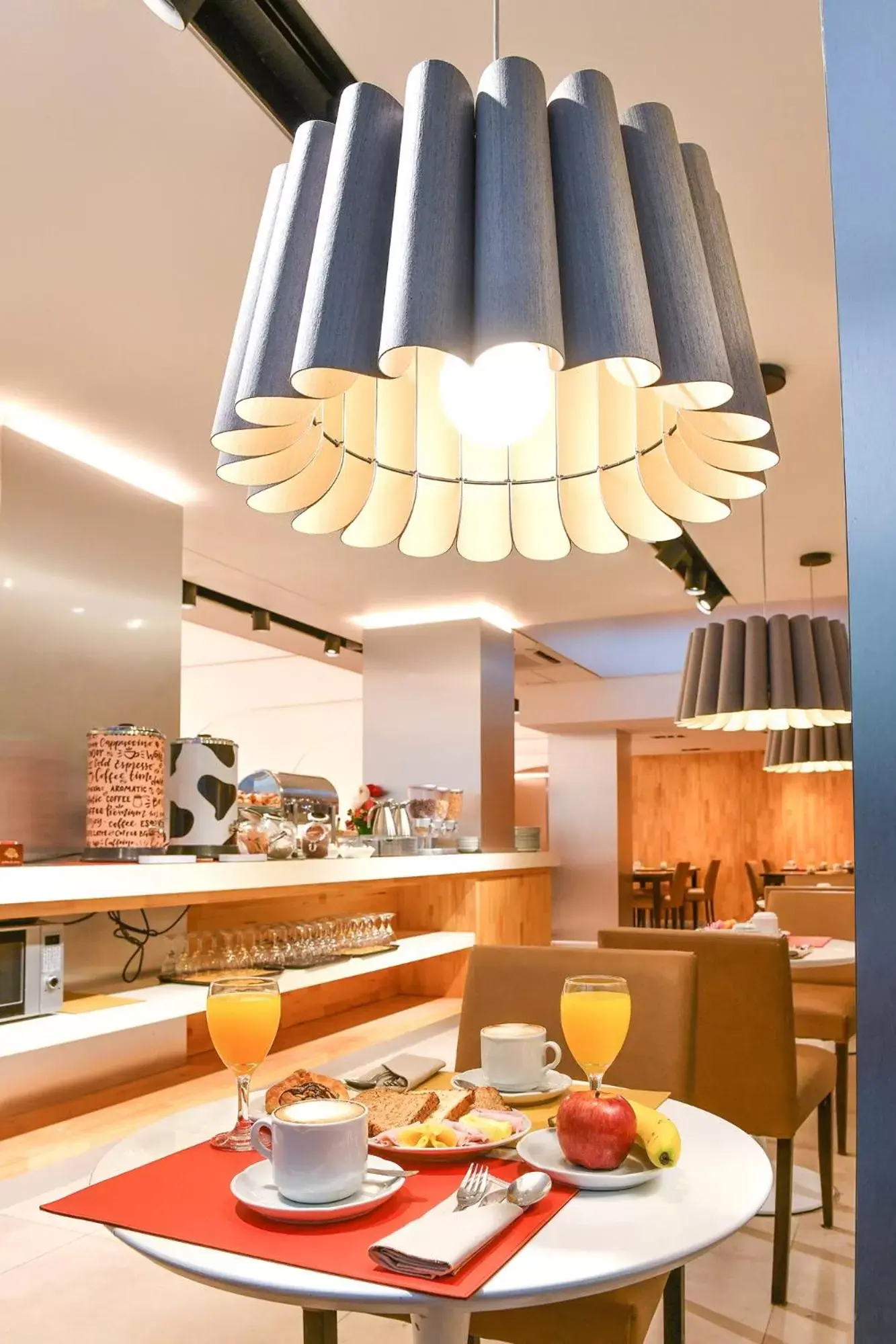 Buffet breakfast, Restaurant/Places to Eat in Hotel Denver Mar del Plata