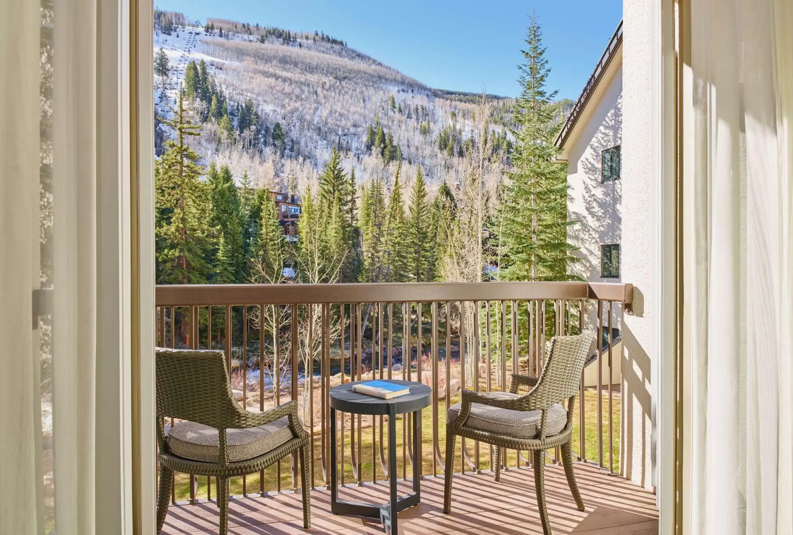 Photo of the whole room, Balcony/Terrace in Grand Hyatt Vail