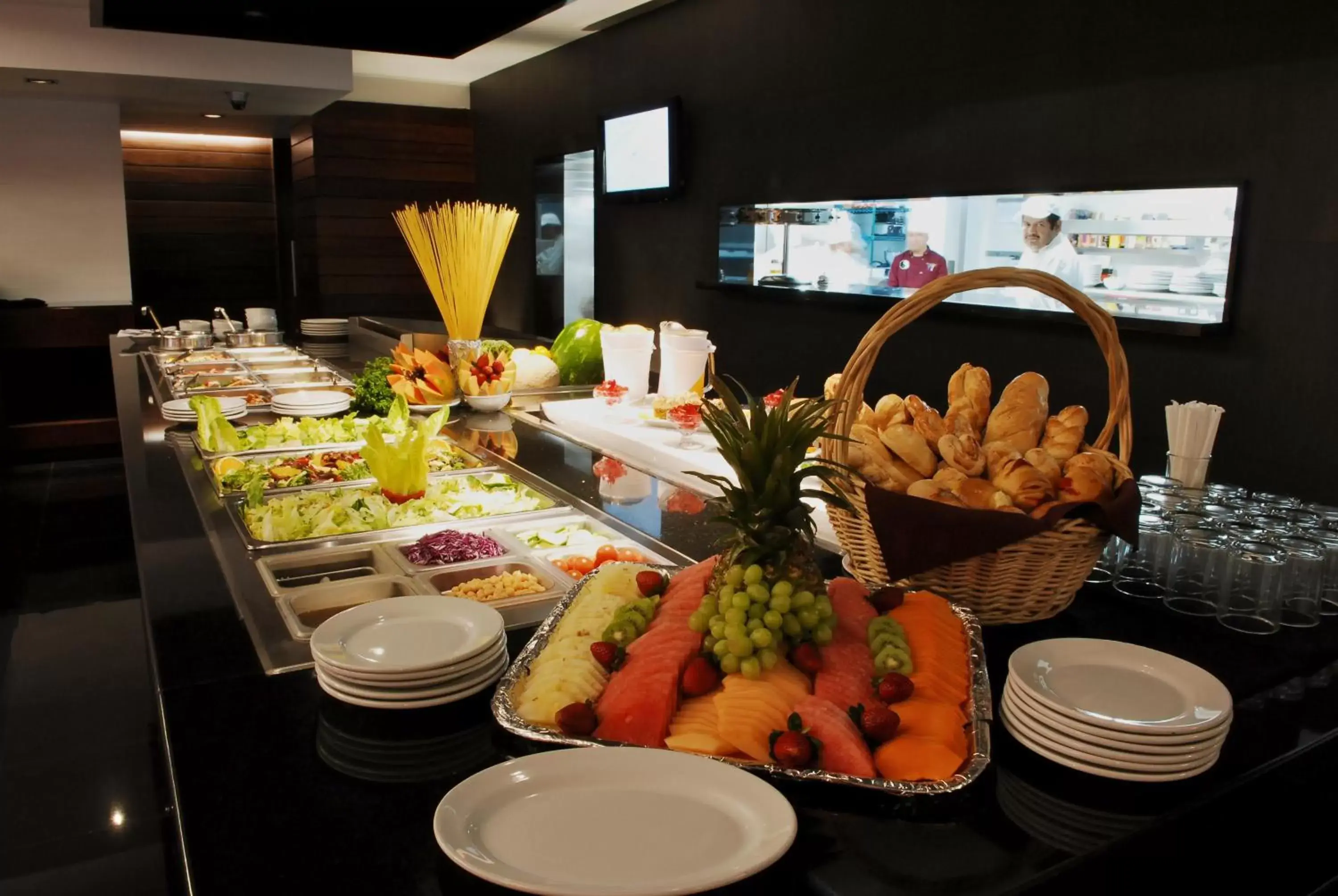 Buffet breakfast, Restaurant/Places to Eat in Hotel Real del Rio