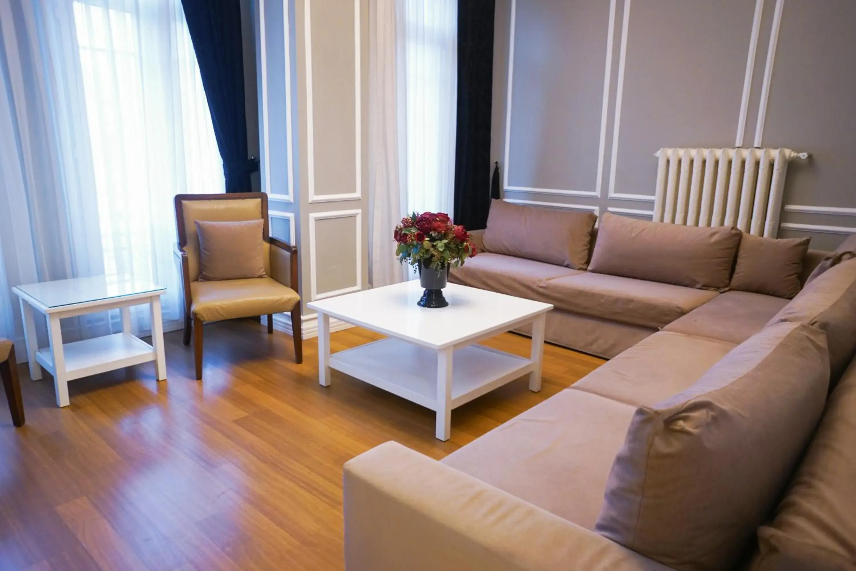 Living room, Seating Area in Triada Hotel Taksim