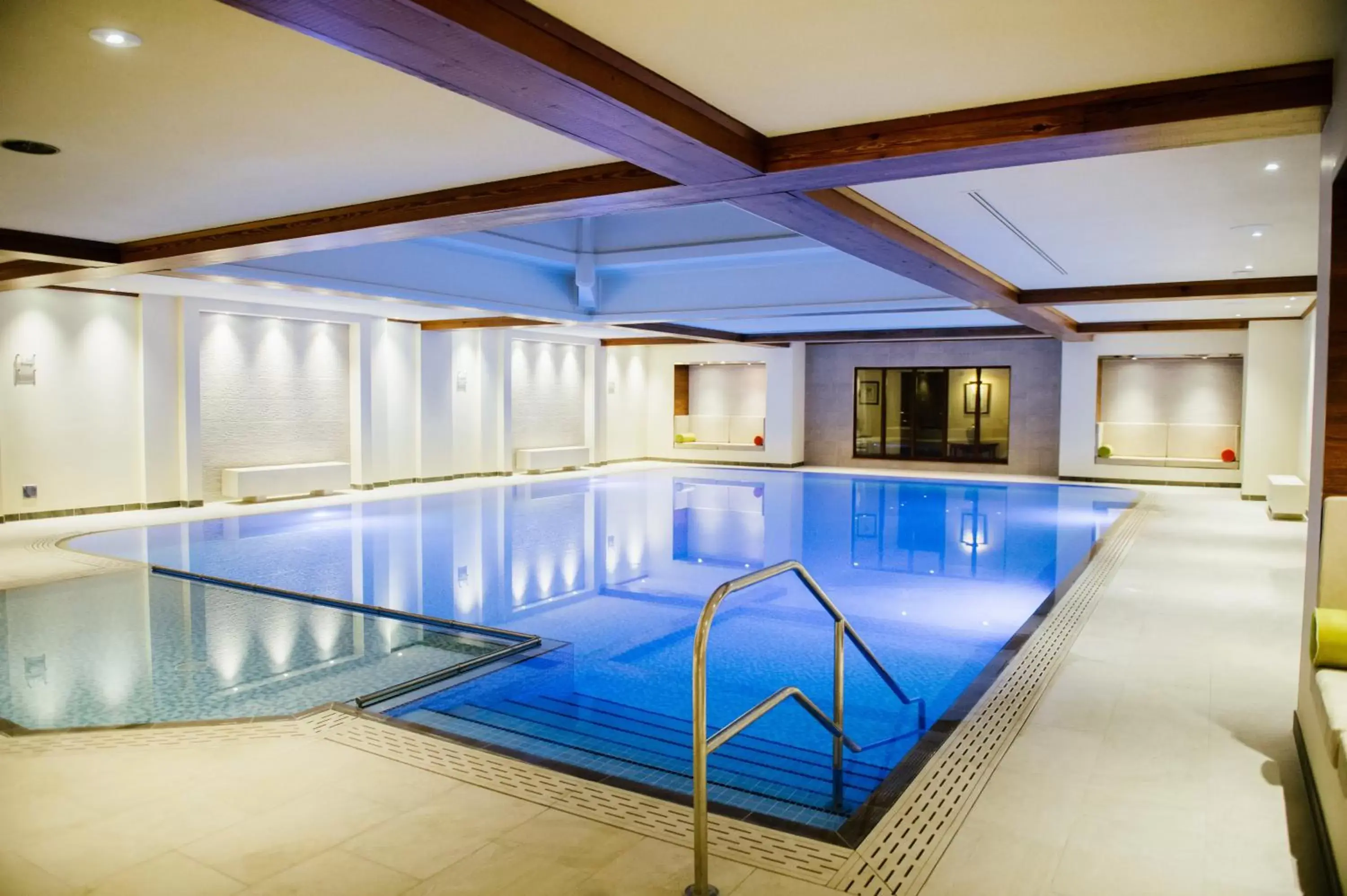 Swimming pool in Kettering Park Hotel and Spa