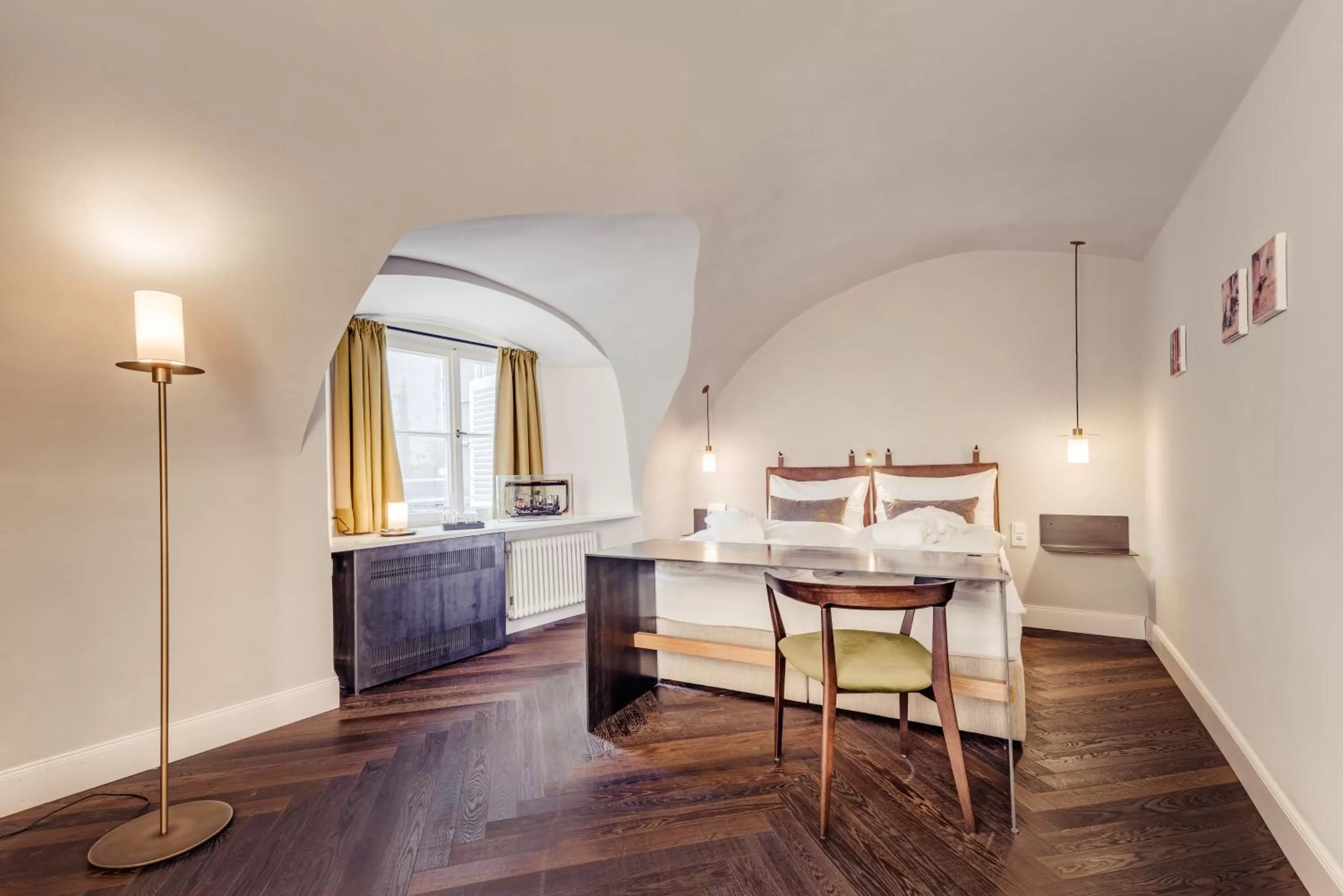 Photo of the whole room, Dining Area in Boutique Hotel das TSCHOFEN