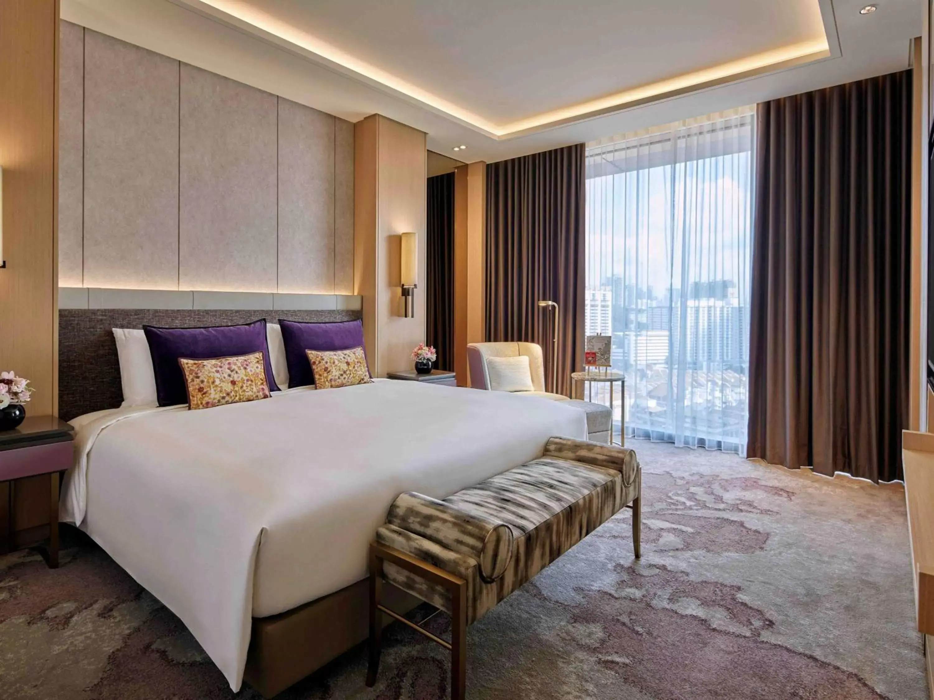 Photo of the whole room, Bed in Sofitel Singapore City Centre