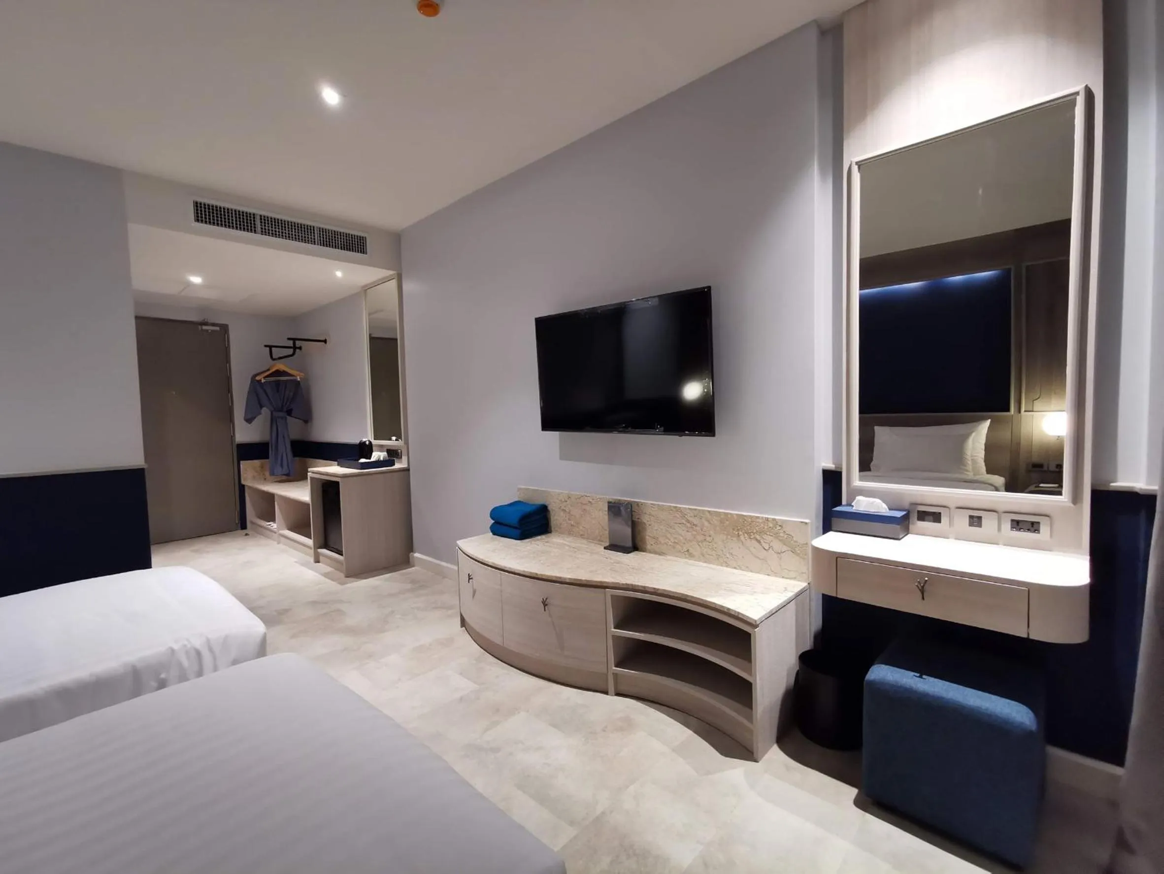 Photo of the whole room, Bed in Seabed Grand Hotel Phuket - SHA Extra Plus