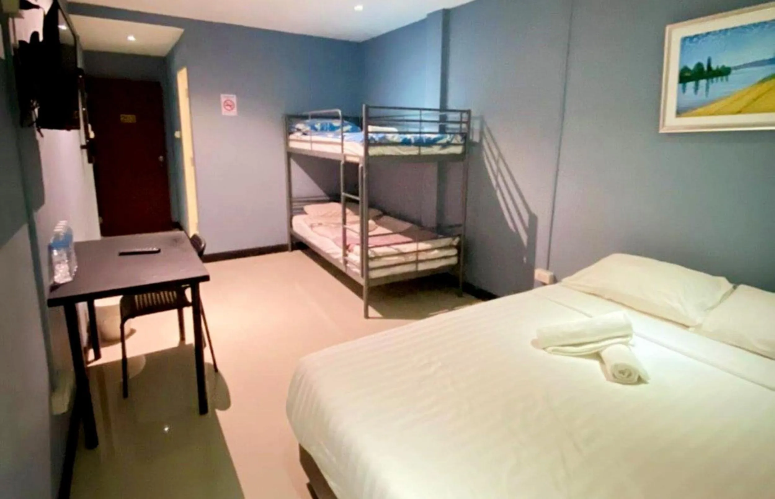 Bedroom, Bed in The Little Pig Sukhumvit