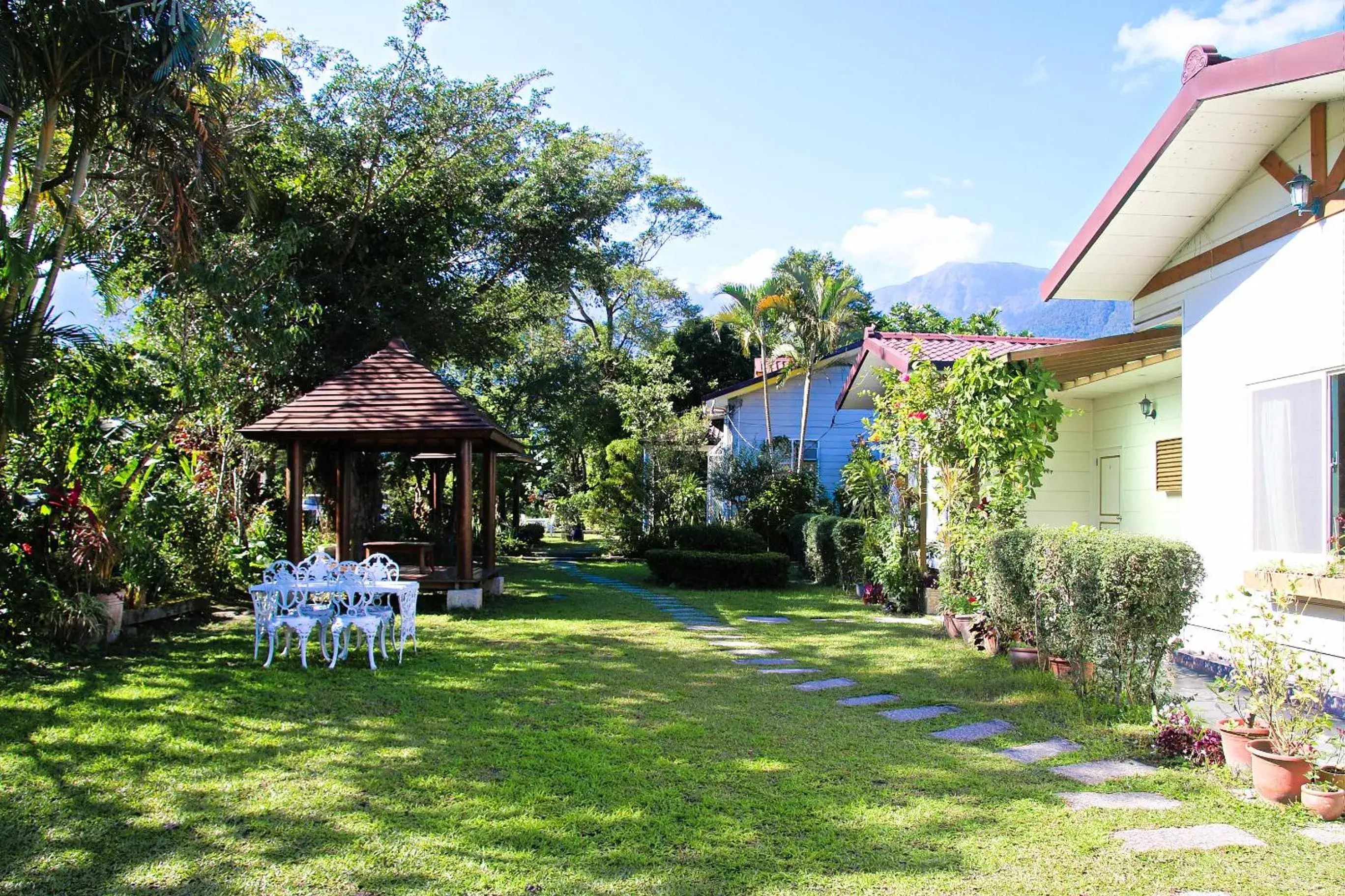 Garden in Dream Home B&B