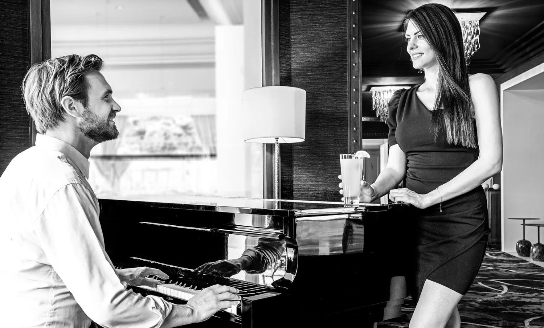 People in Les Trésoms Lake and Spa Resort