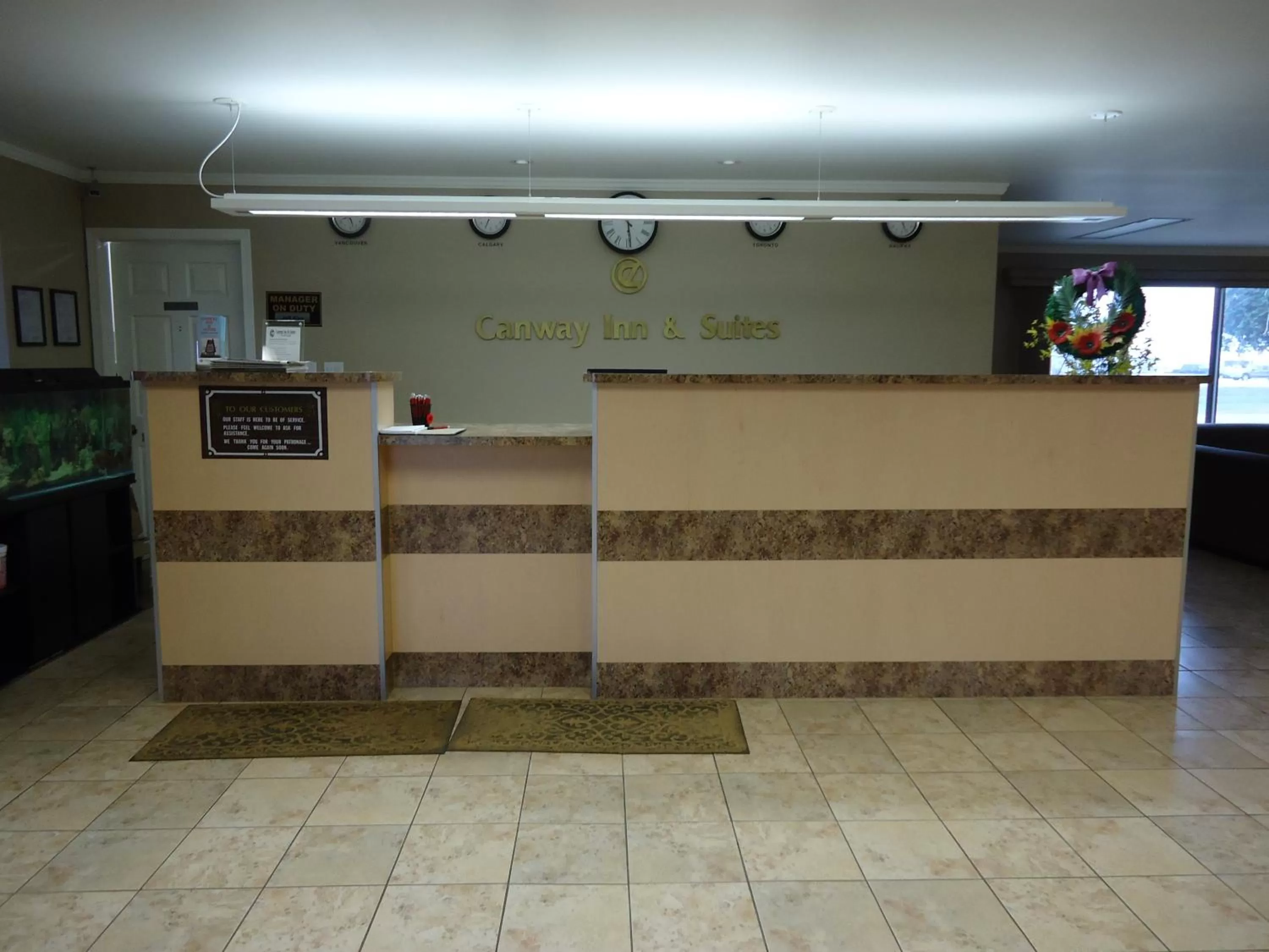 Lobby or reception in Canway Inn & Suites