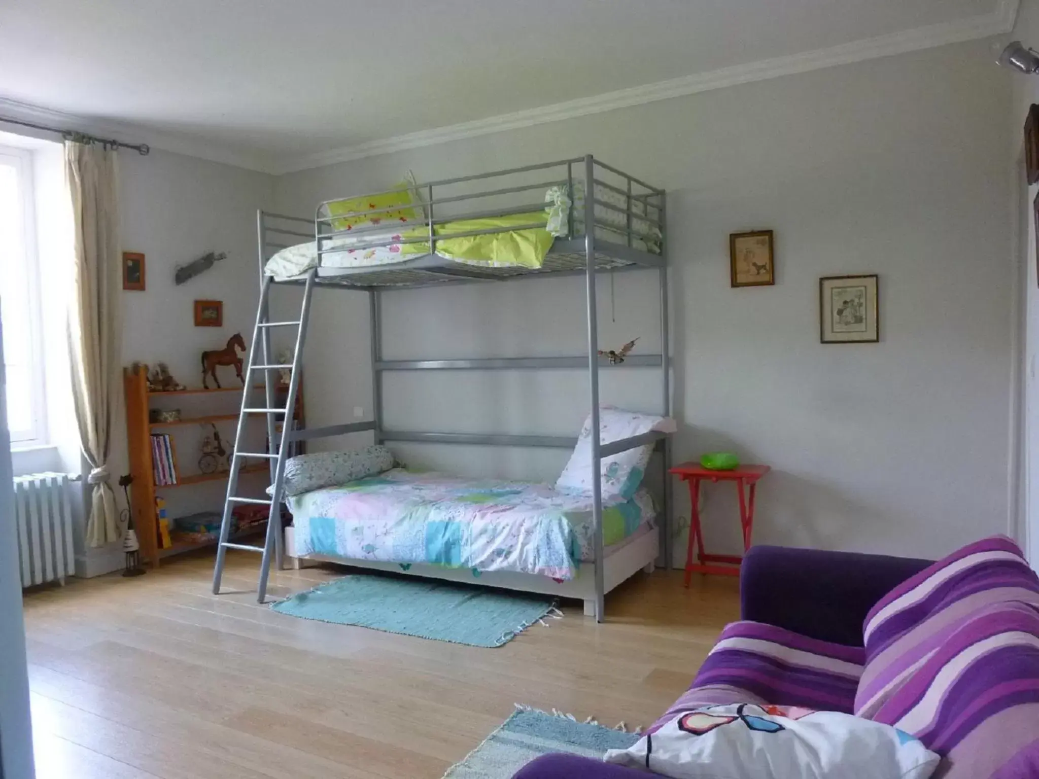 Photo of the whole room, Bunk Bed in Le Fer en Cèze