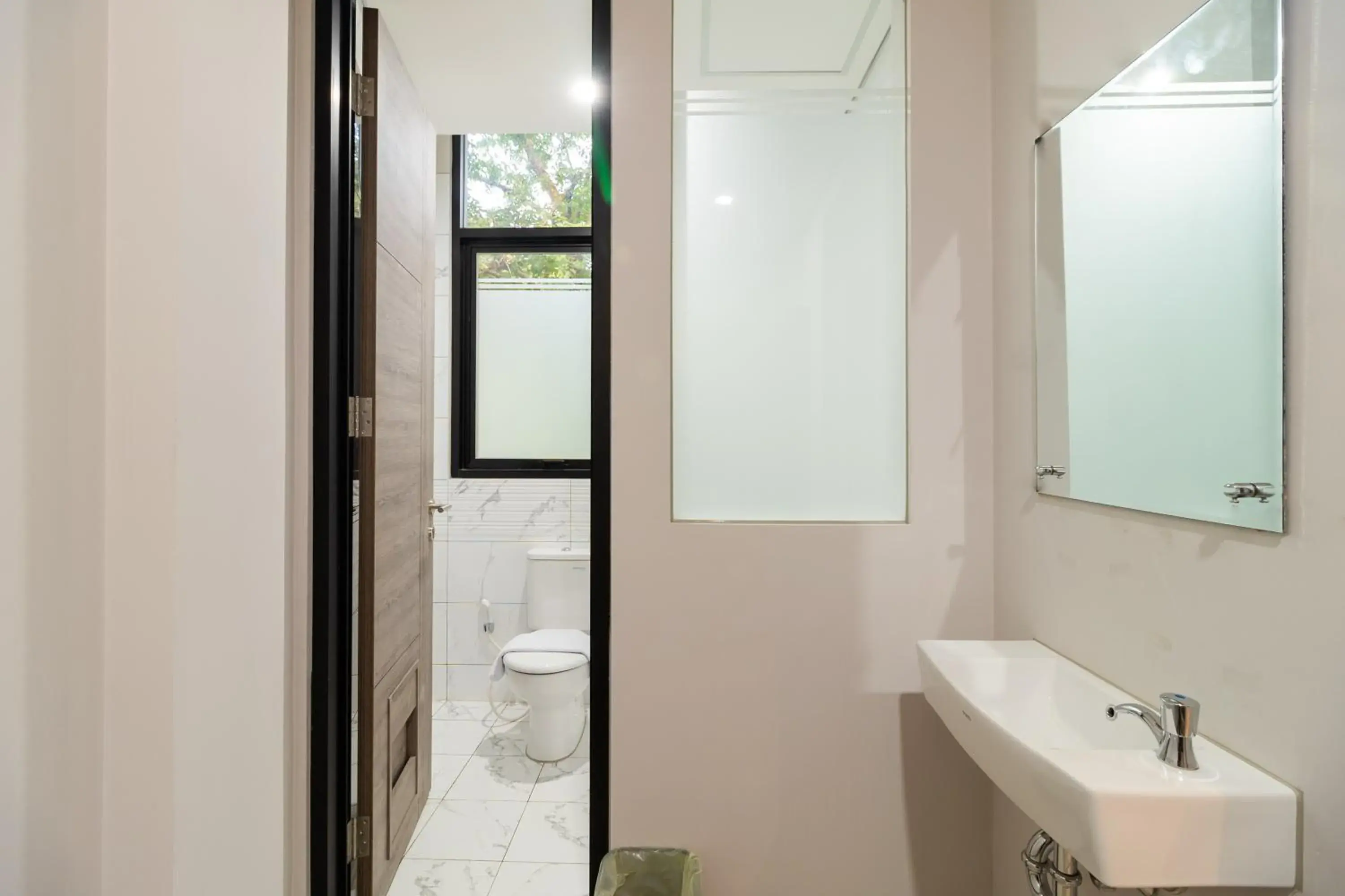 Property building in RedDoorz Plus near Senayan City Property building in RedDoorz Plus near Senayan City