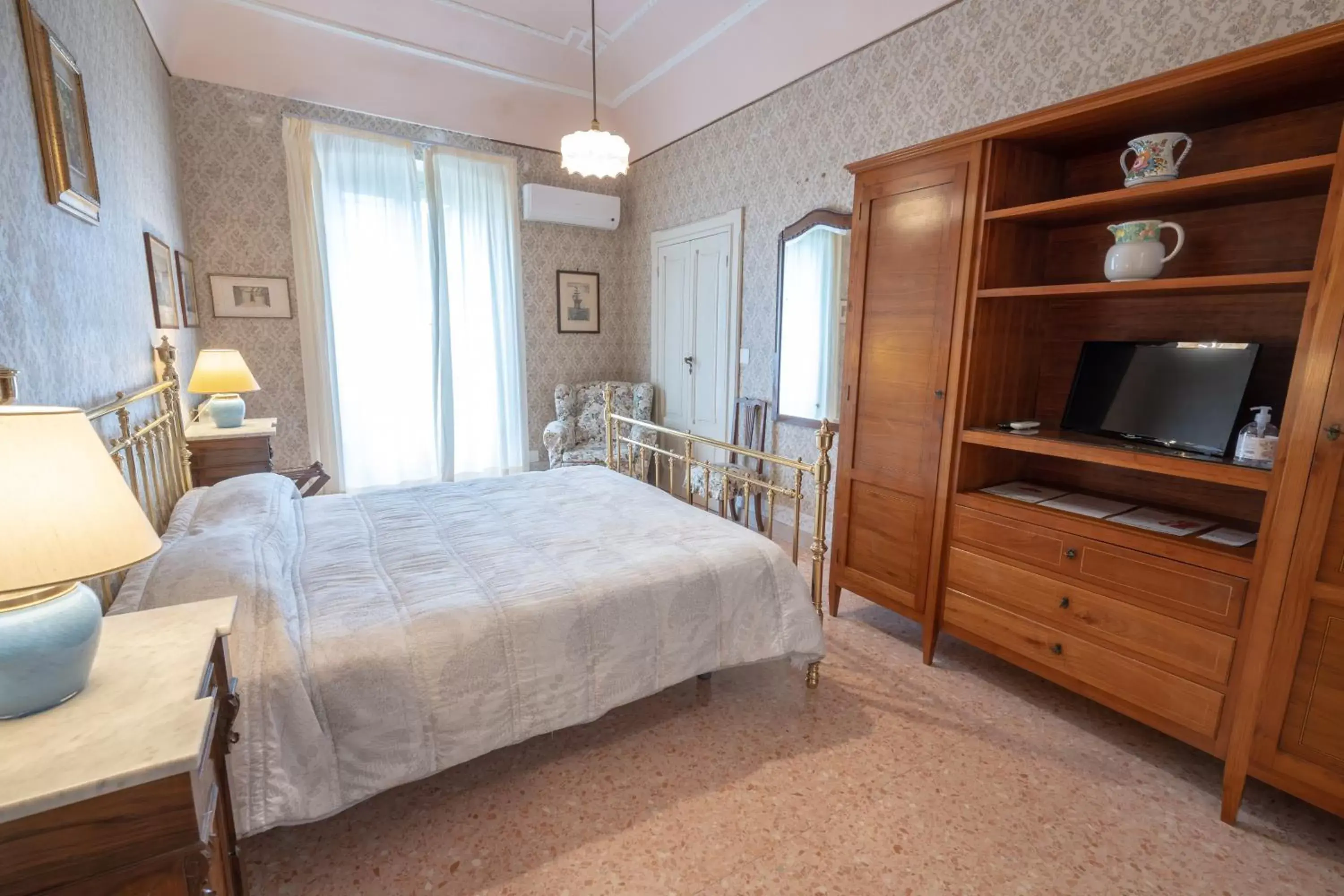 Photo of the whole room, Bed in Il Giardino Nascosto B&B