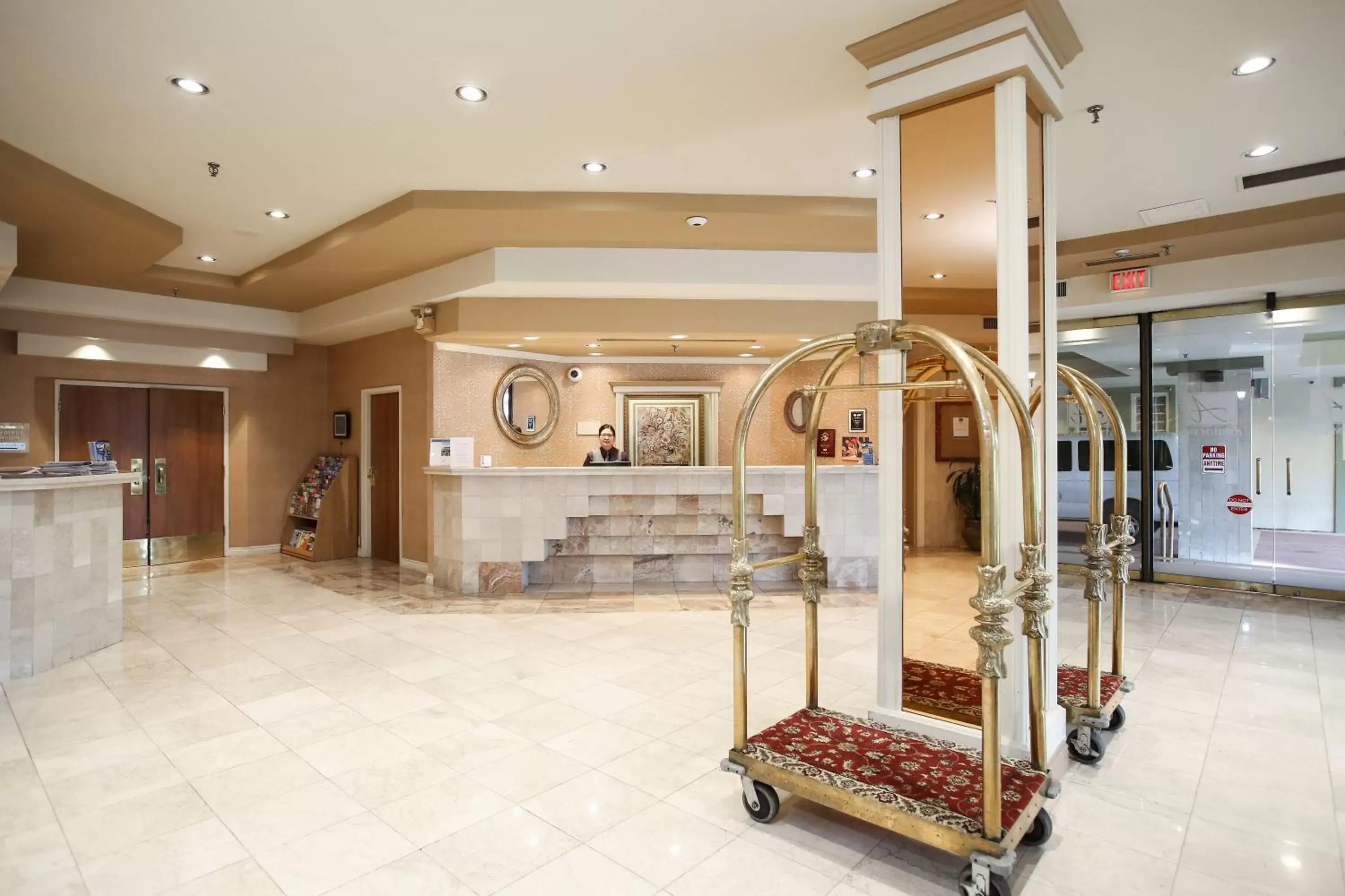 Lobby or reception, Fitness Center/Facilities in Atrium Inn Vancouver