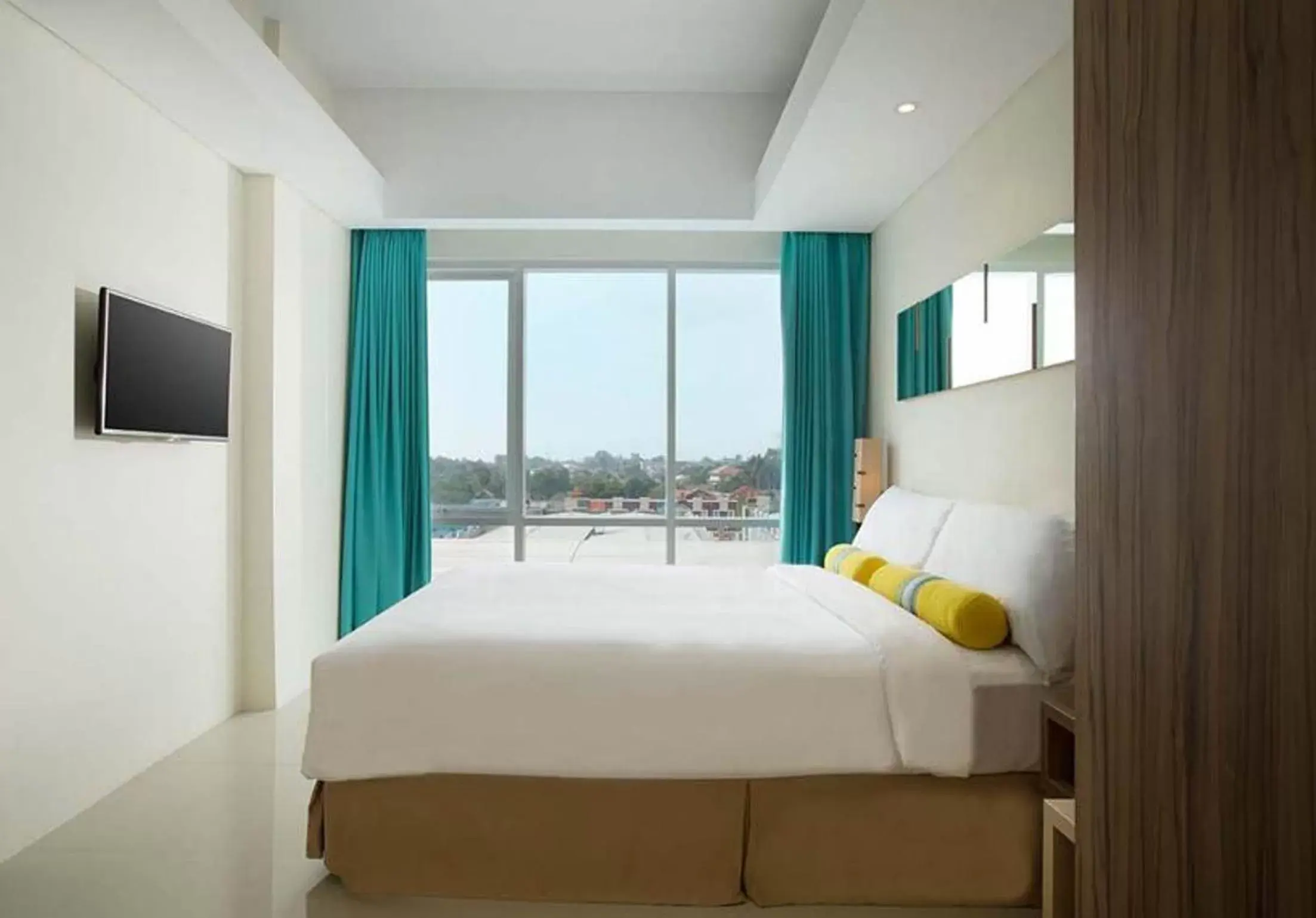 Bedroom, Bed in Swiss-Belcourt Bogor Bedroom, Bed in Swiss-Belcourt Bogor
