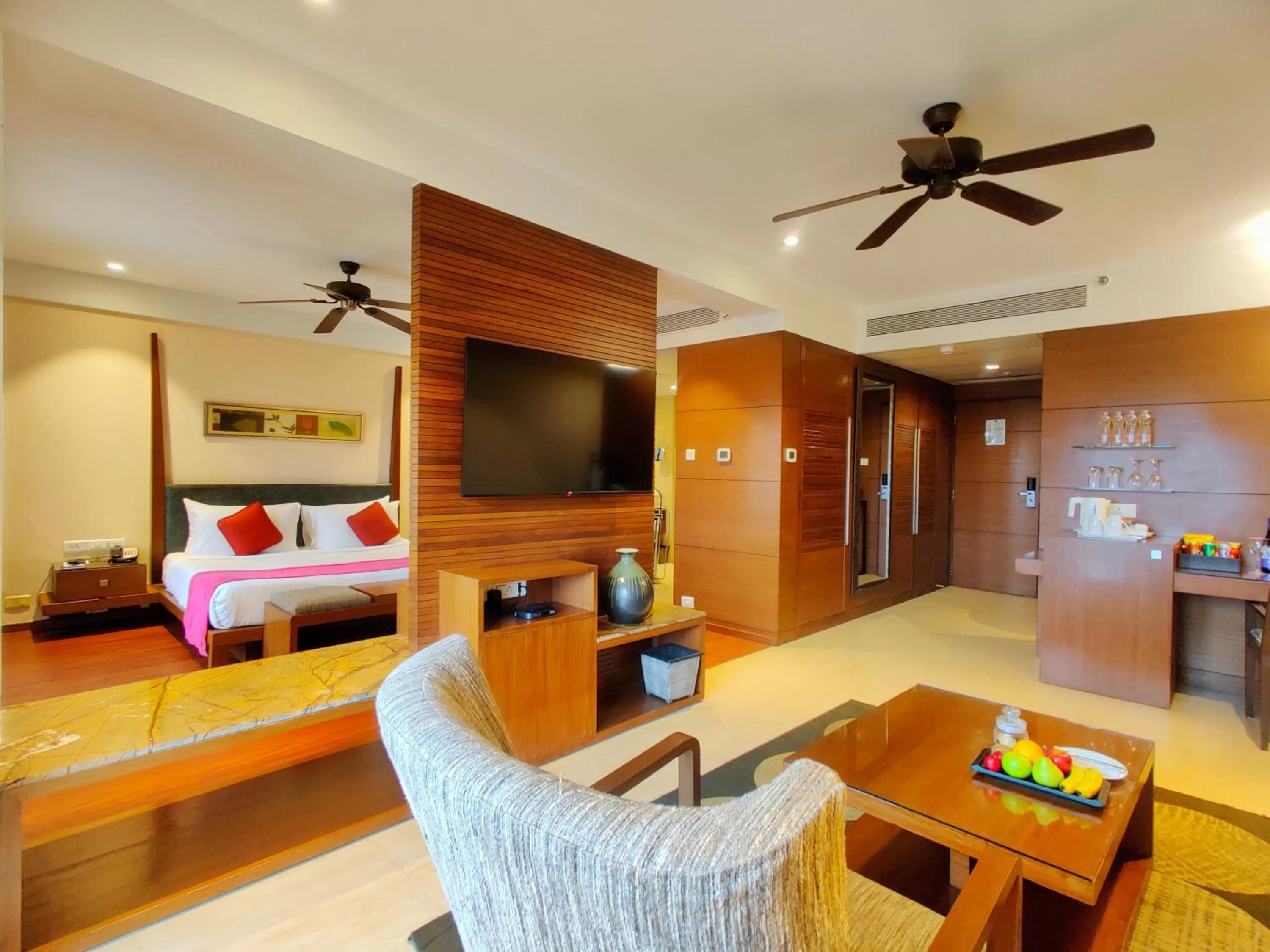 Living room, Bed in Fariyas Resort Lonavala