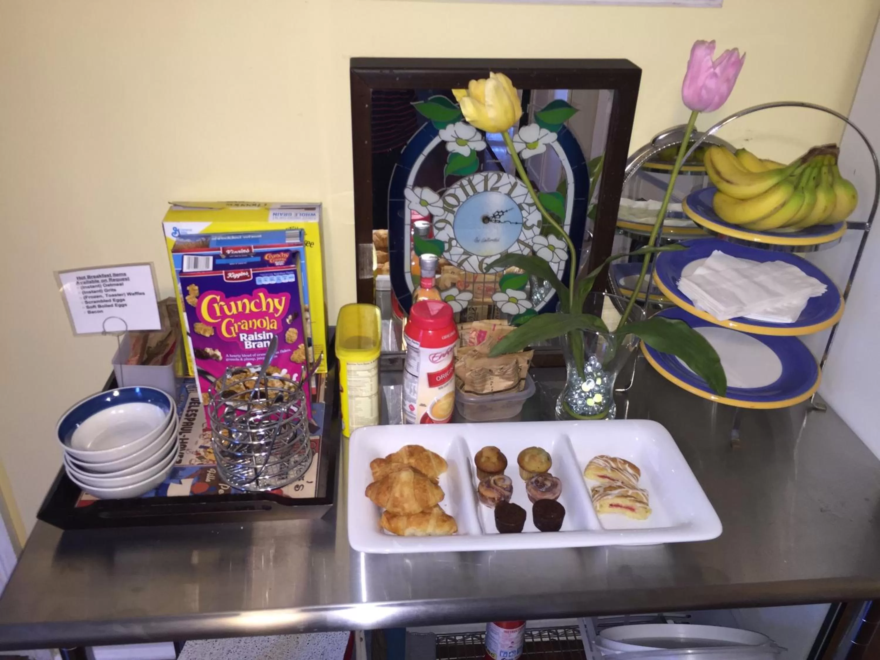 Buffet breakfast in The Burgundy Bed and Breakfast