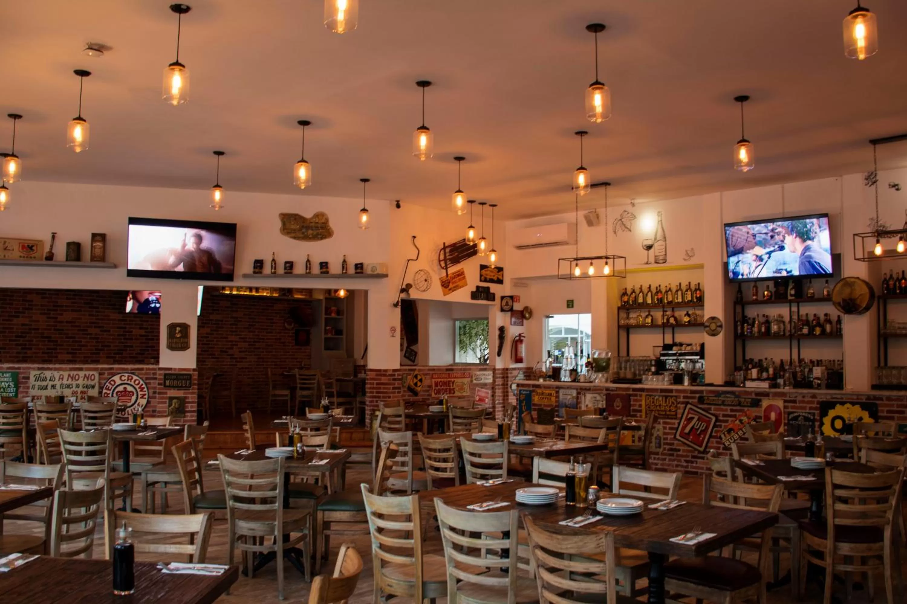 Restaurant/places to eat in Hotel Calypso Cancun