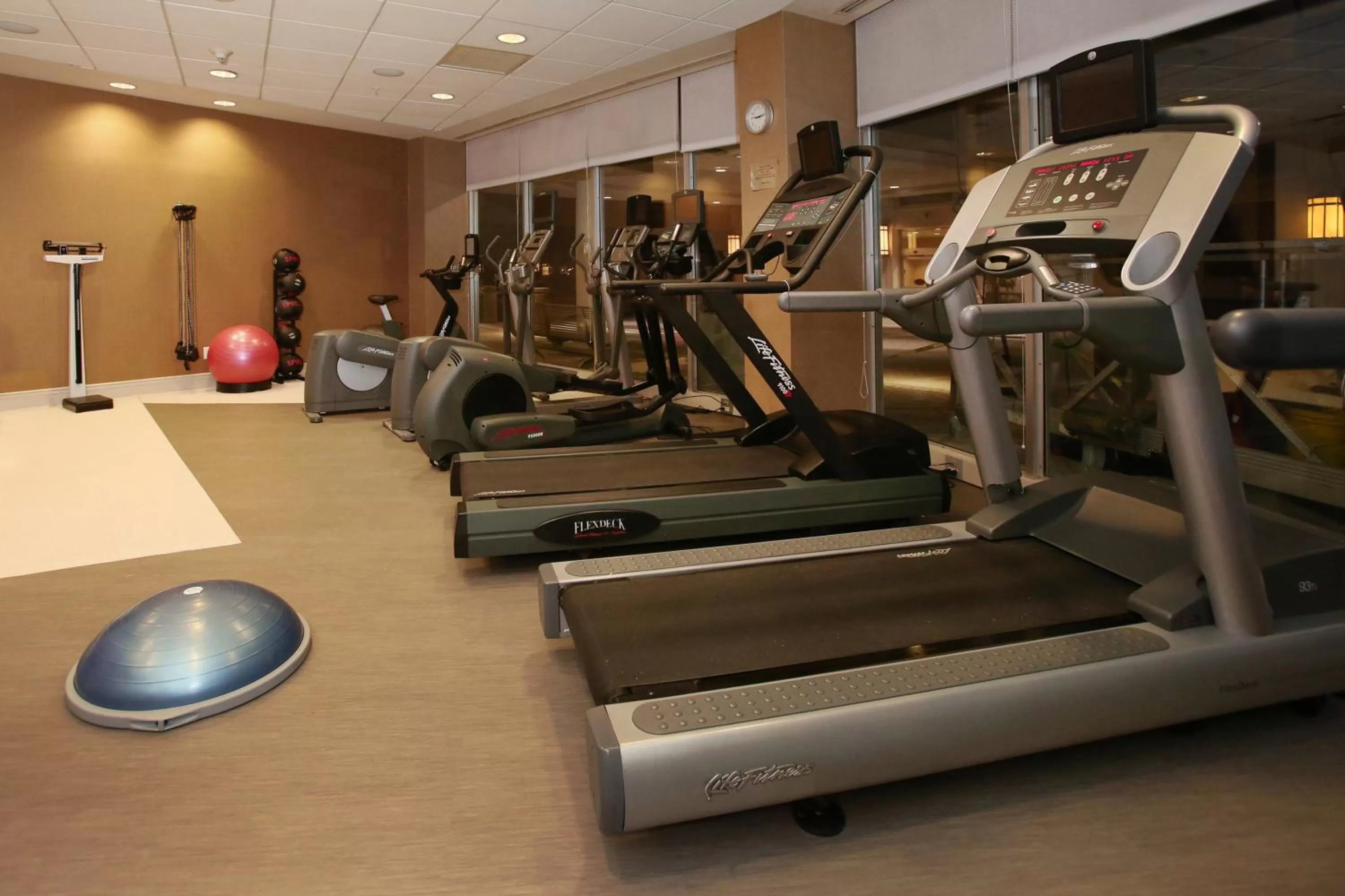 Fitness centre/facilities in Crowne Plaza Syracuse by IHG