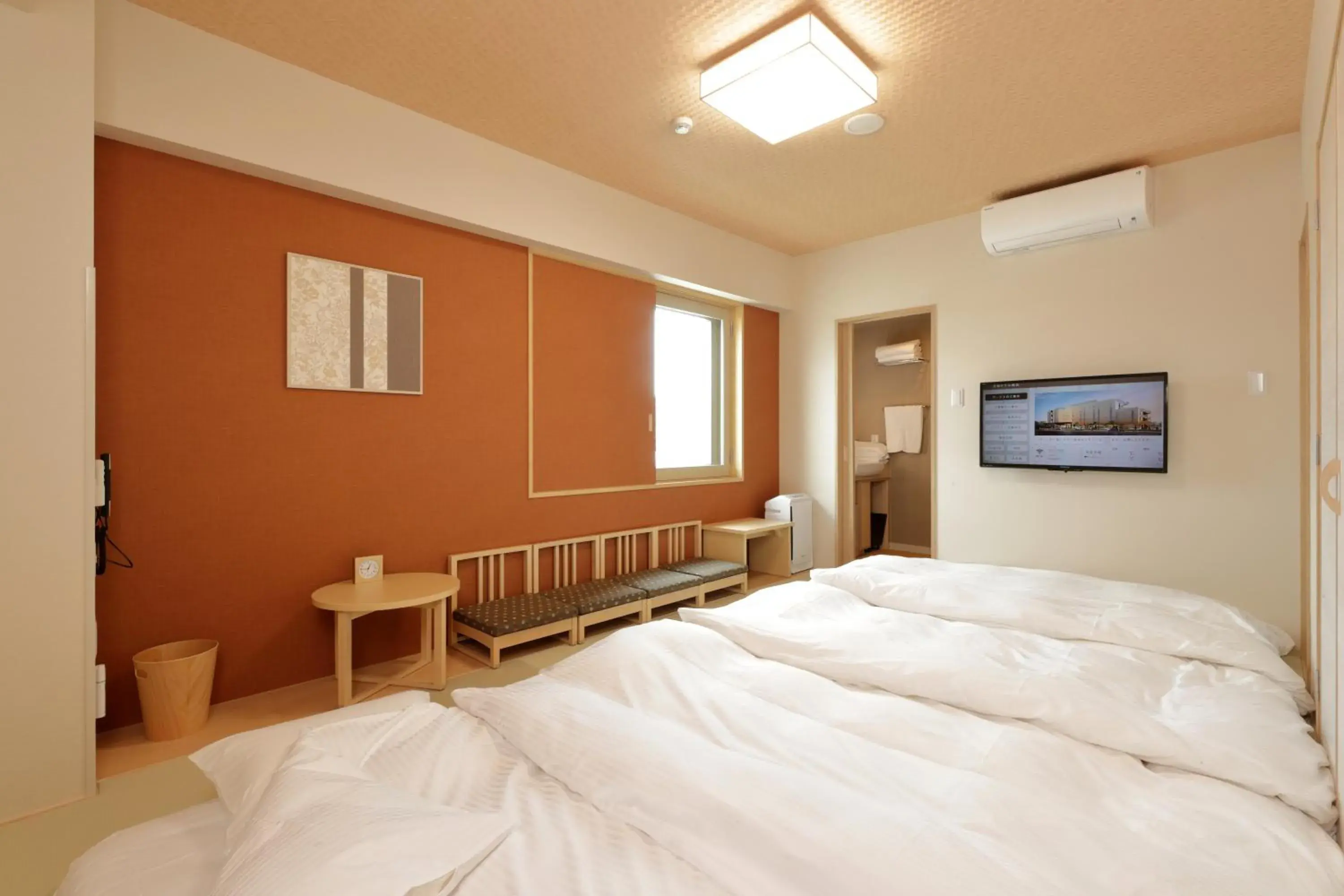 Bedroom, Bed in Hiyori Hotel Maihama