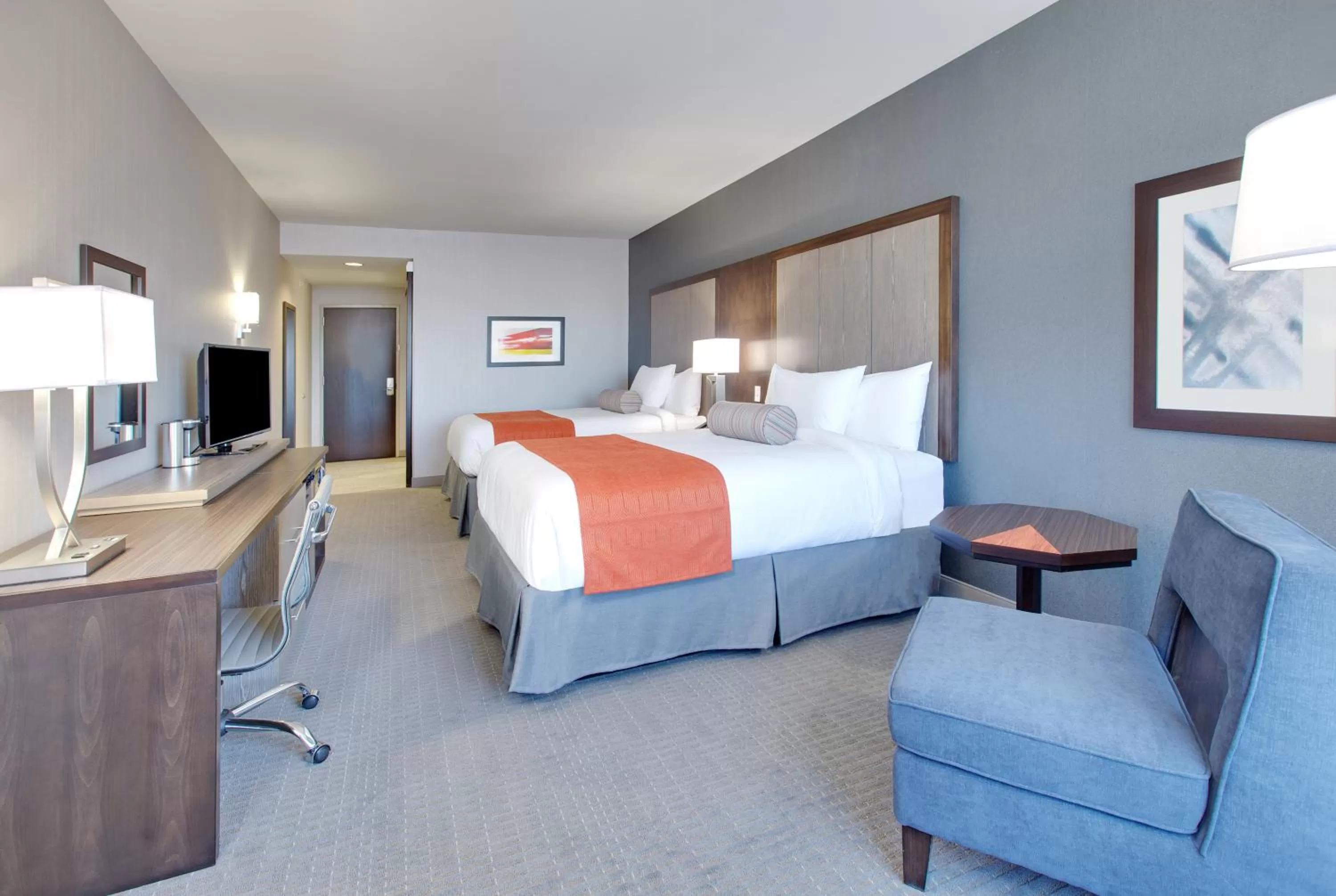 2 Queen Beds, Mobility/Hearing Accessible Room, Bathtub w/ Grab Bars Non-Smoking in Wingate by Wyndham San Angelo