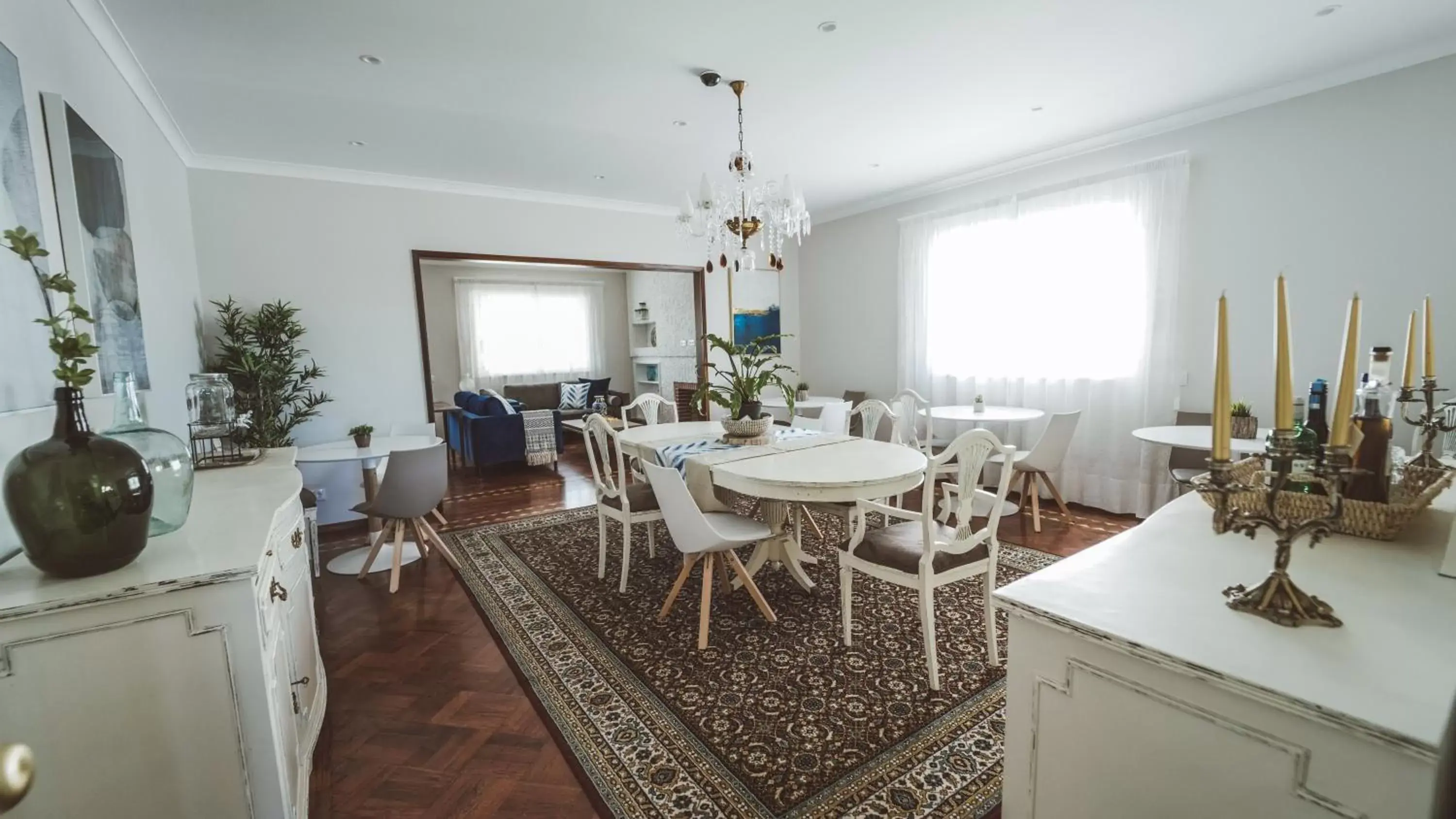 Dining area in Vila Milreu Guest House