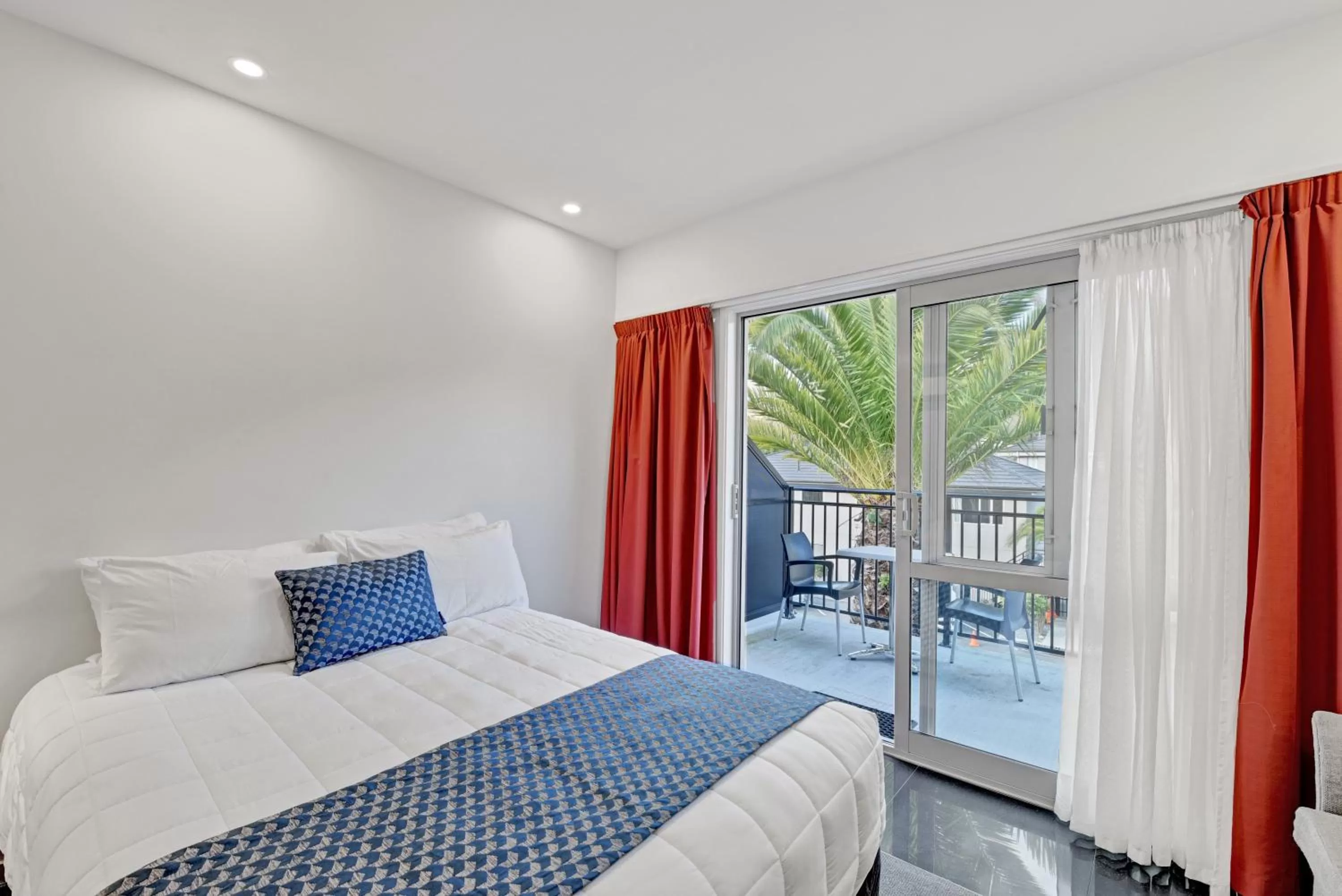 Bedroom, Bed in The Hotel Nelson