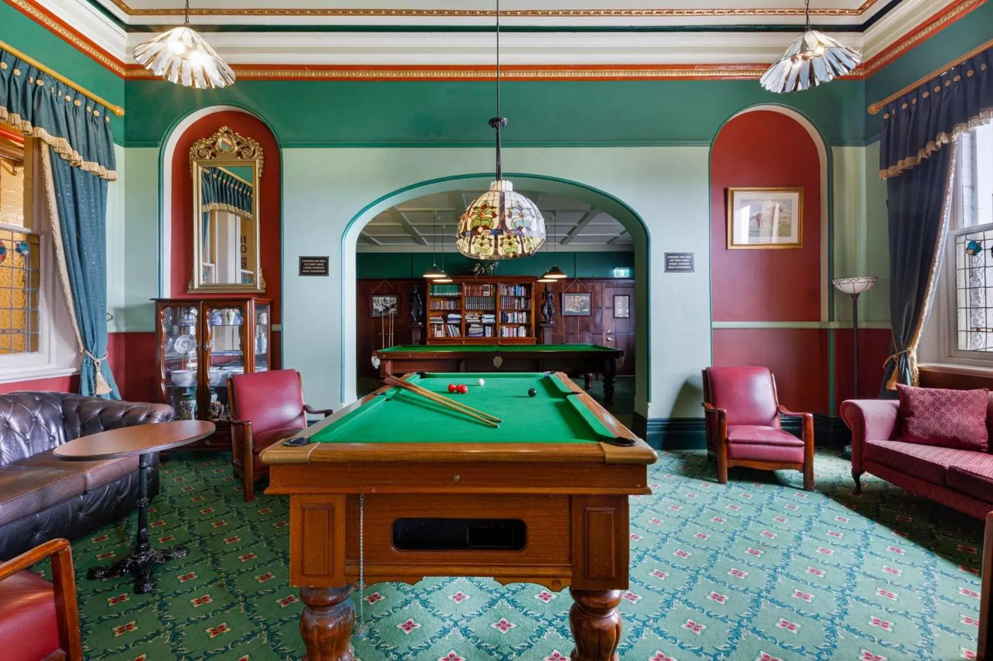 Billiard, Billiards in Carrington Hotel