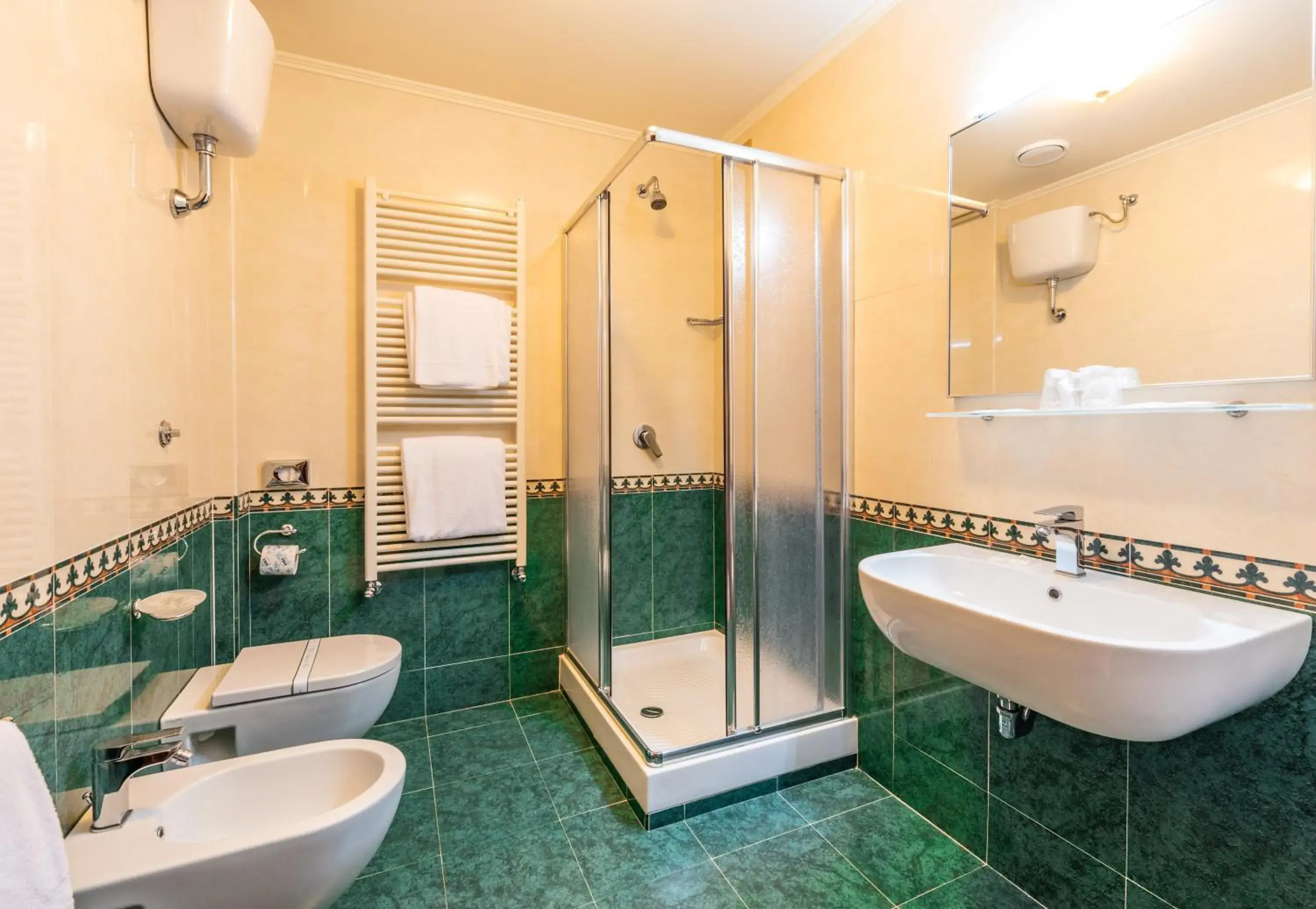 Bathroom in Hotel Lido - Beach and Palace