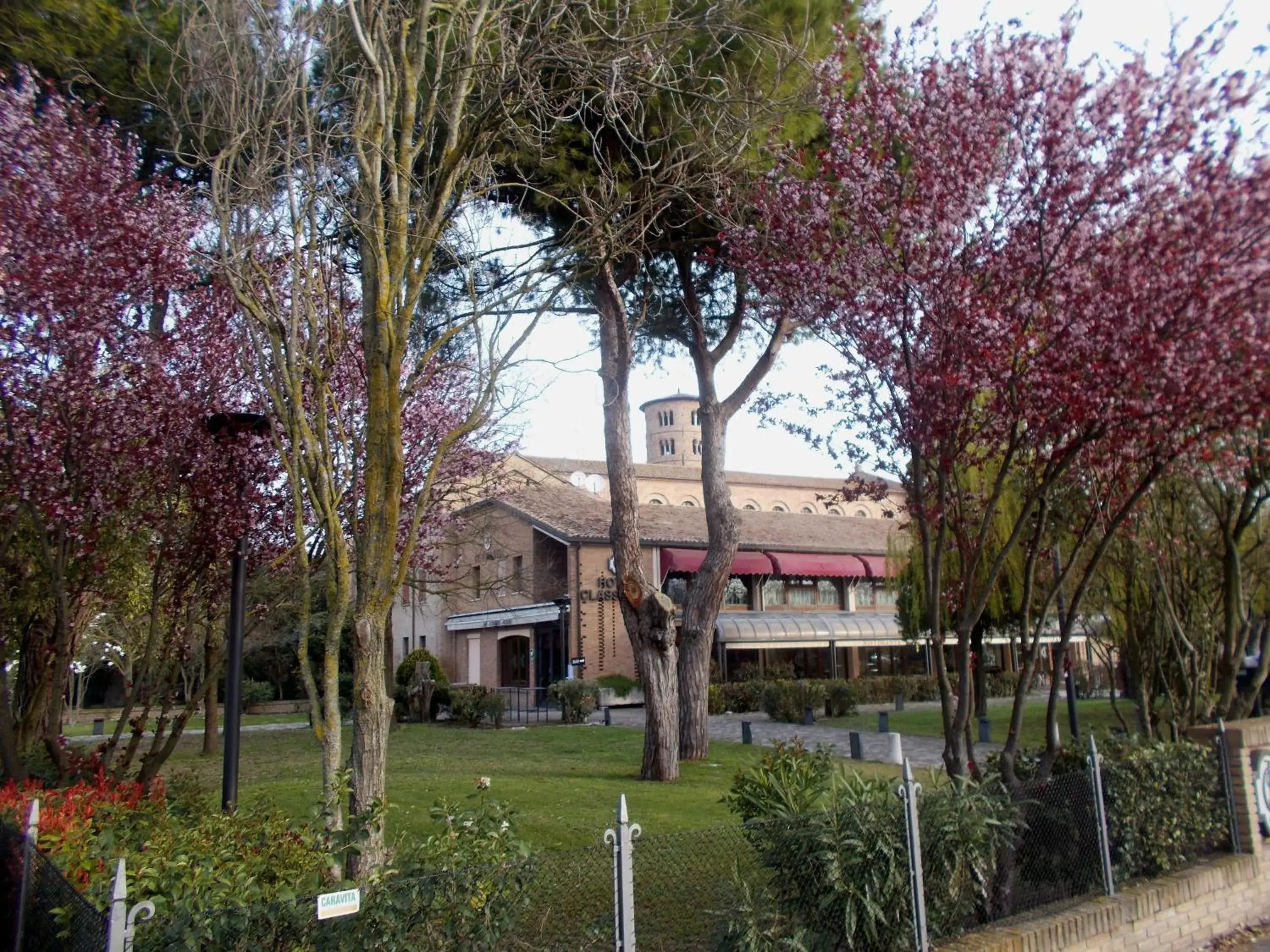 Facade/entrance, Property Building in Hotel Classensis