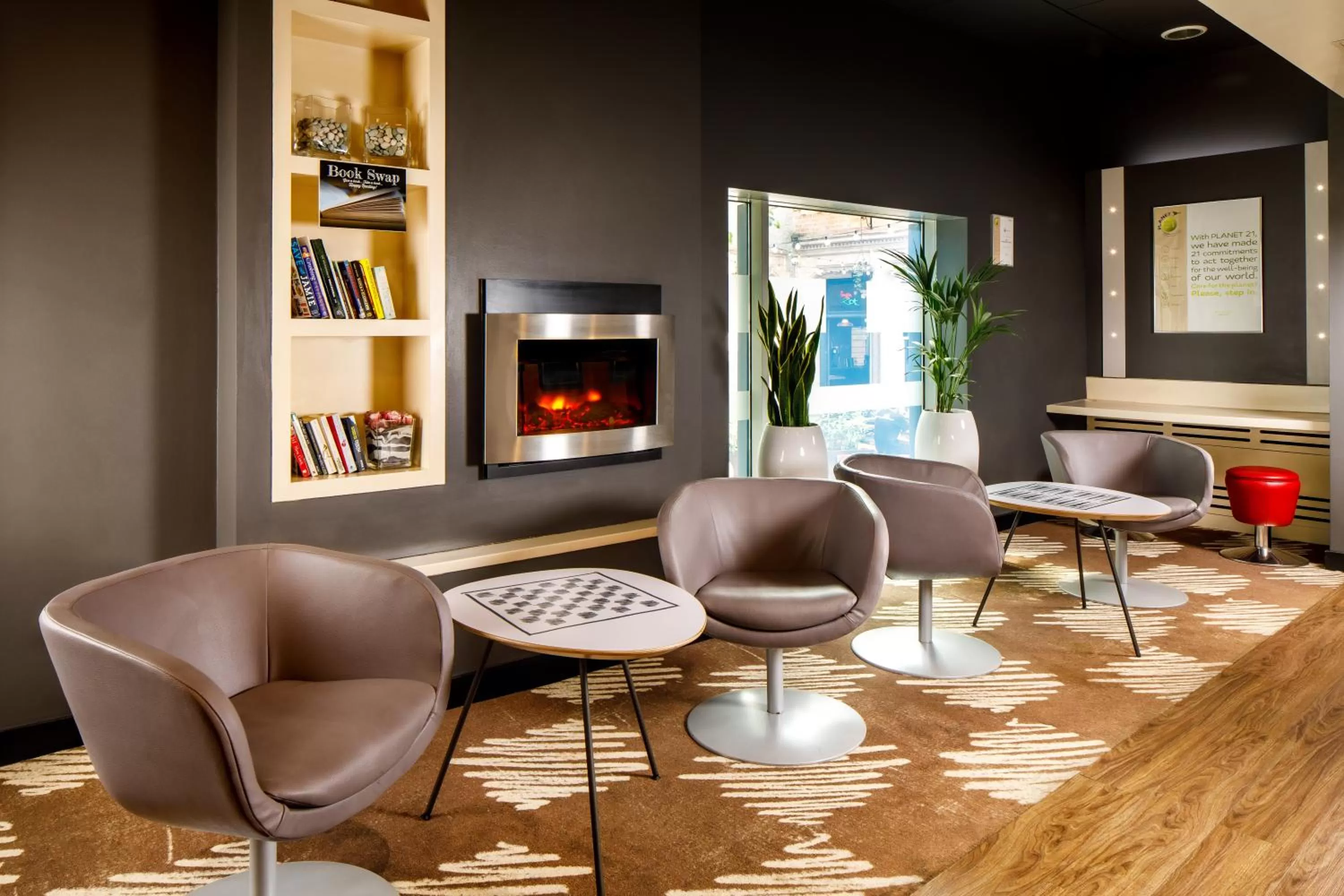 Lobby or reception in ibis Nottingham Centre