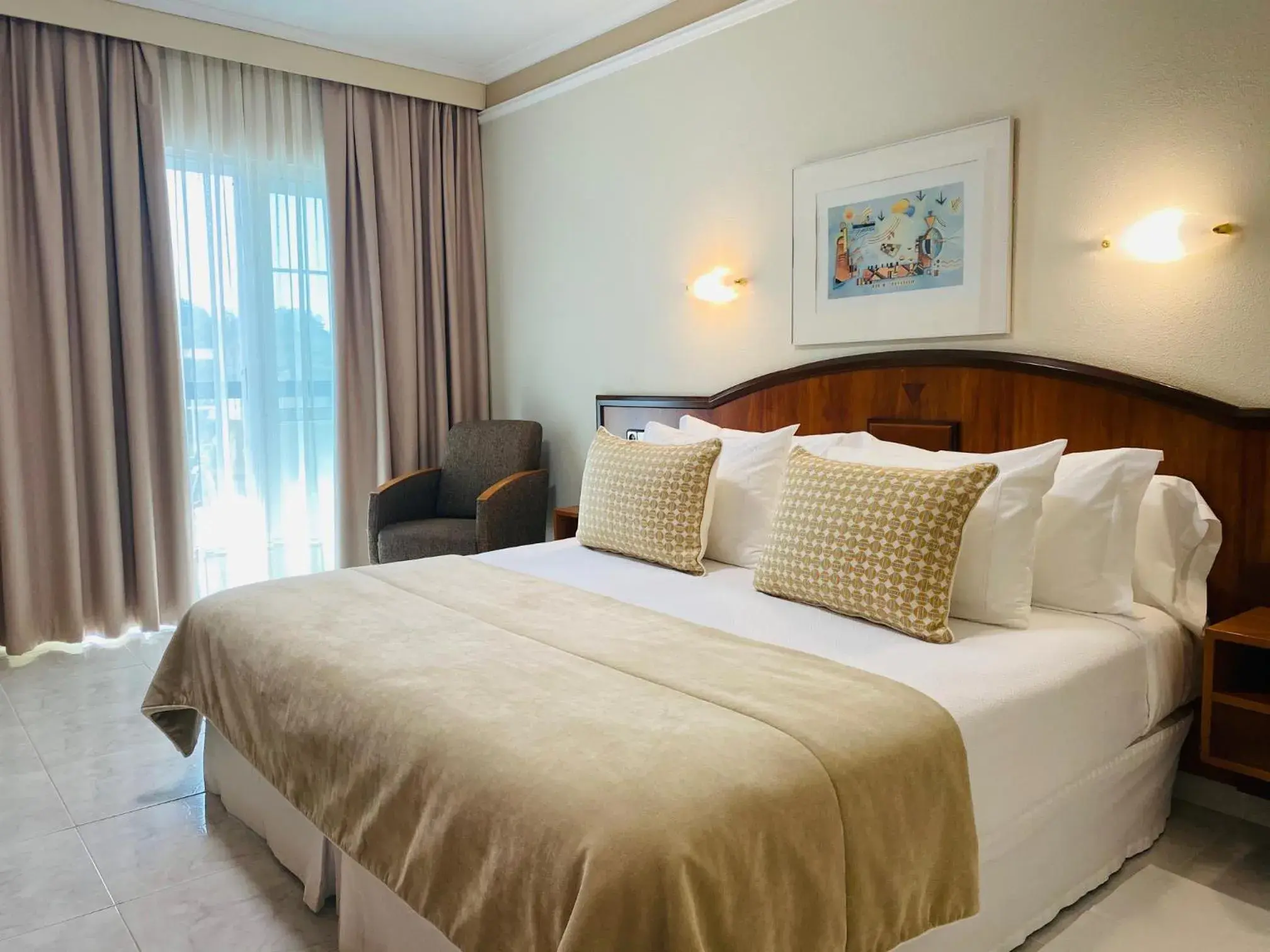 Photo of the whole room, Bed in Nuevo Astur Spa Photo of the whole room, Bed in Nuevo Astur Spa