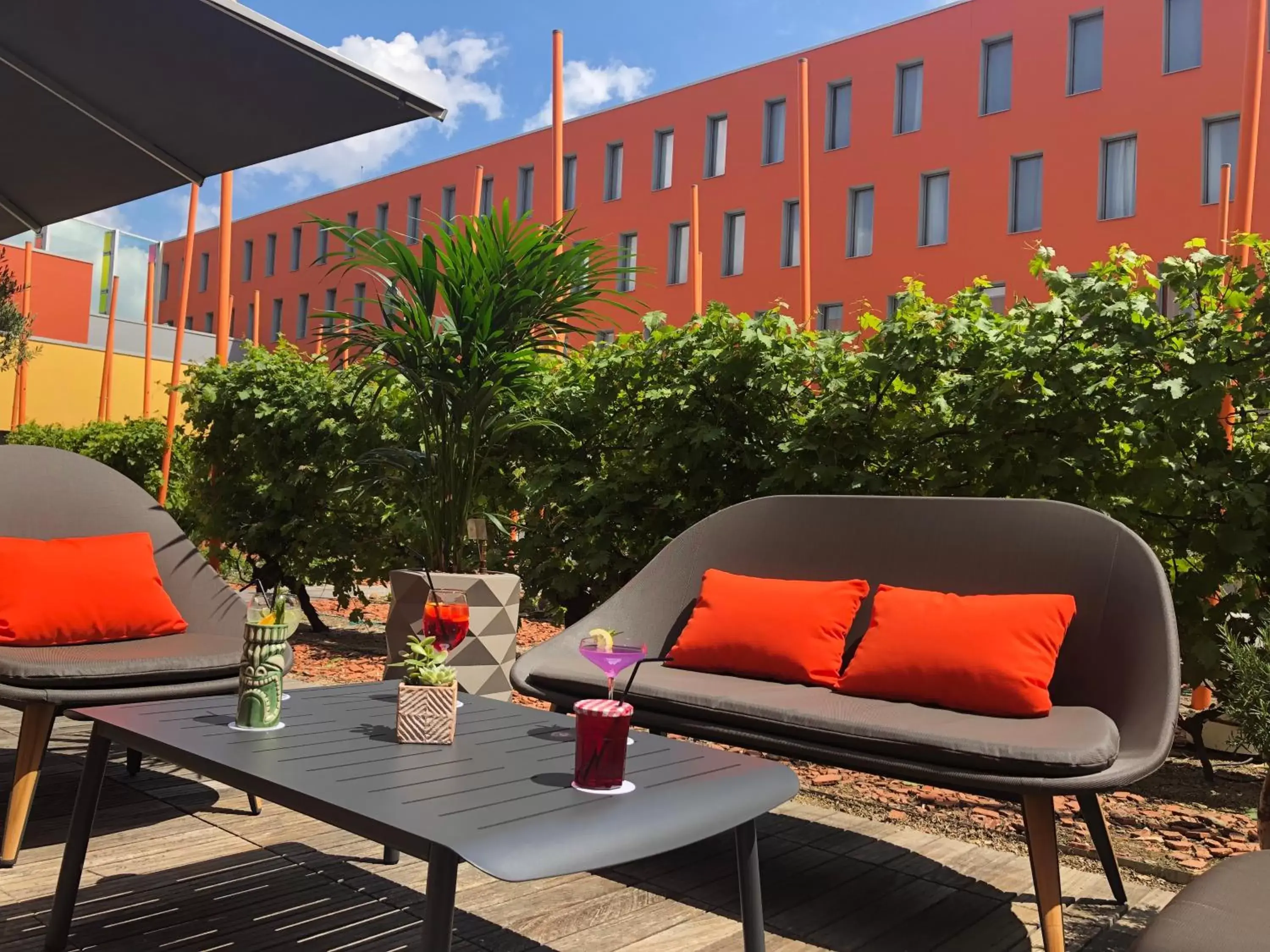 Garden in Radisson Blu Hotel Toulouse Airport